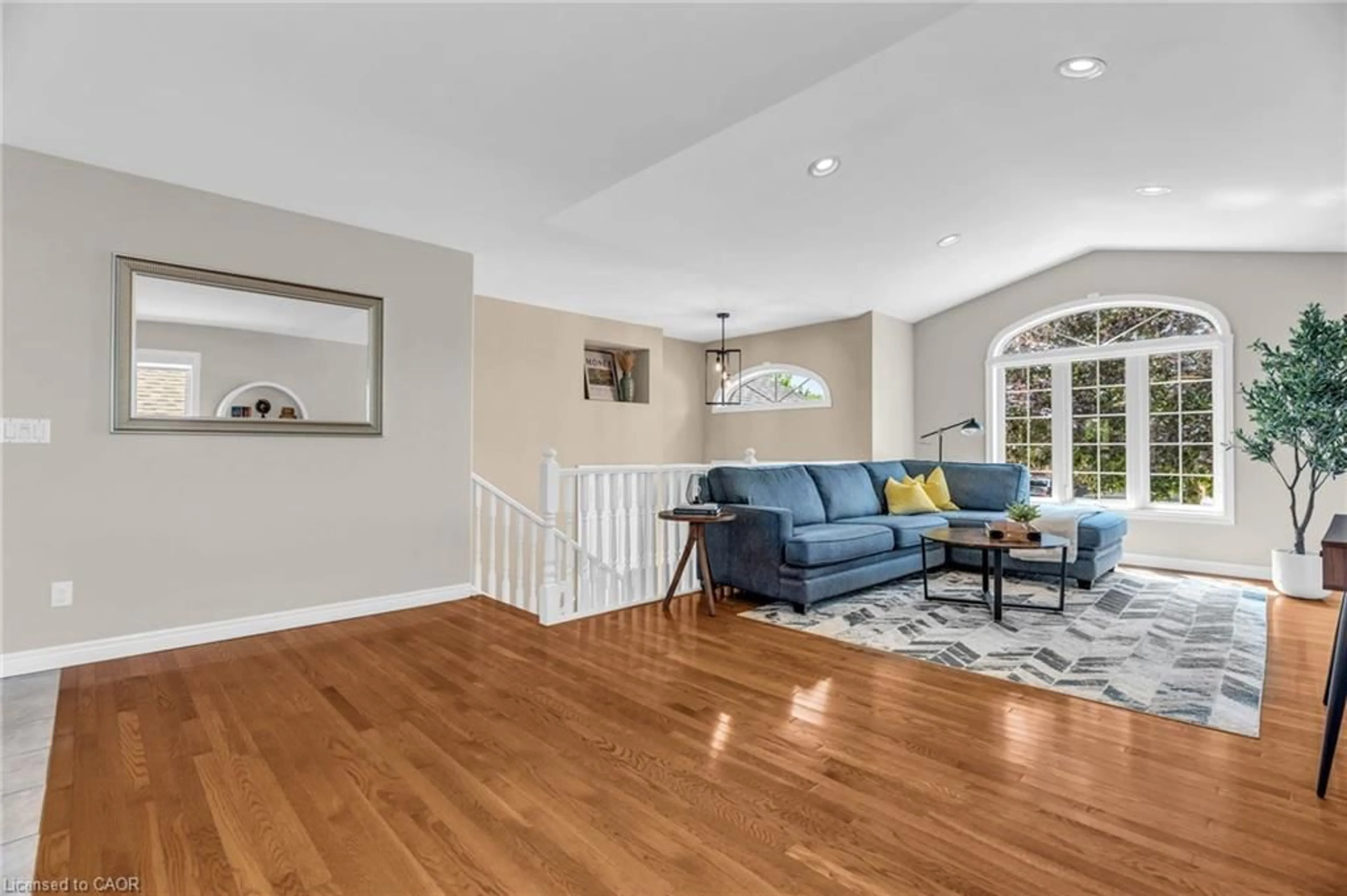 Living room with furniture, unknown for 830 Revland Dr, Tecumseh Ontario N8N 5B2