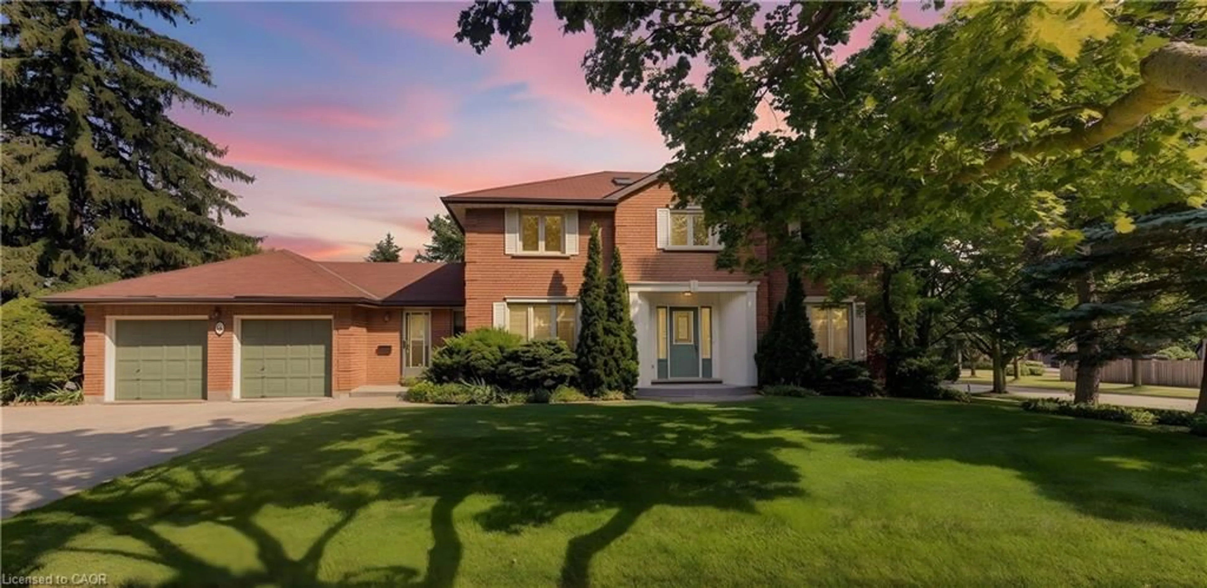 Home with brick exterior material, street for 46 Huntingdale Dr, Kitchener Ontario N2A 3K6