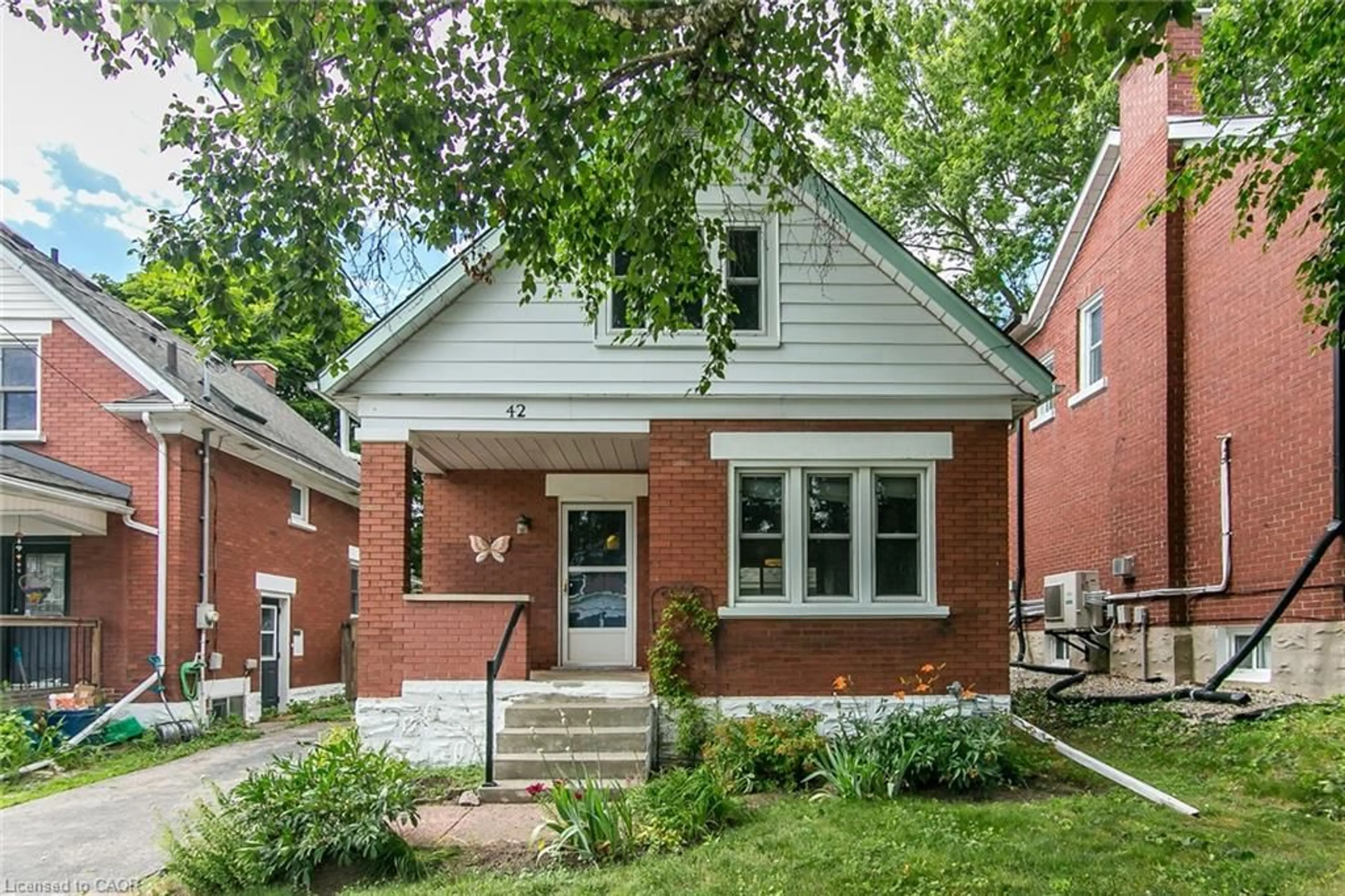 Home with brick exterior material, street for 42 Guelph St, Kitchener Ontario N2H 5W8