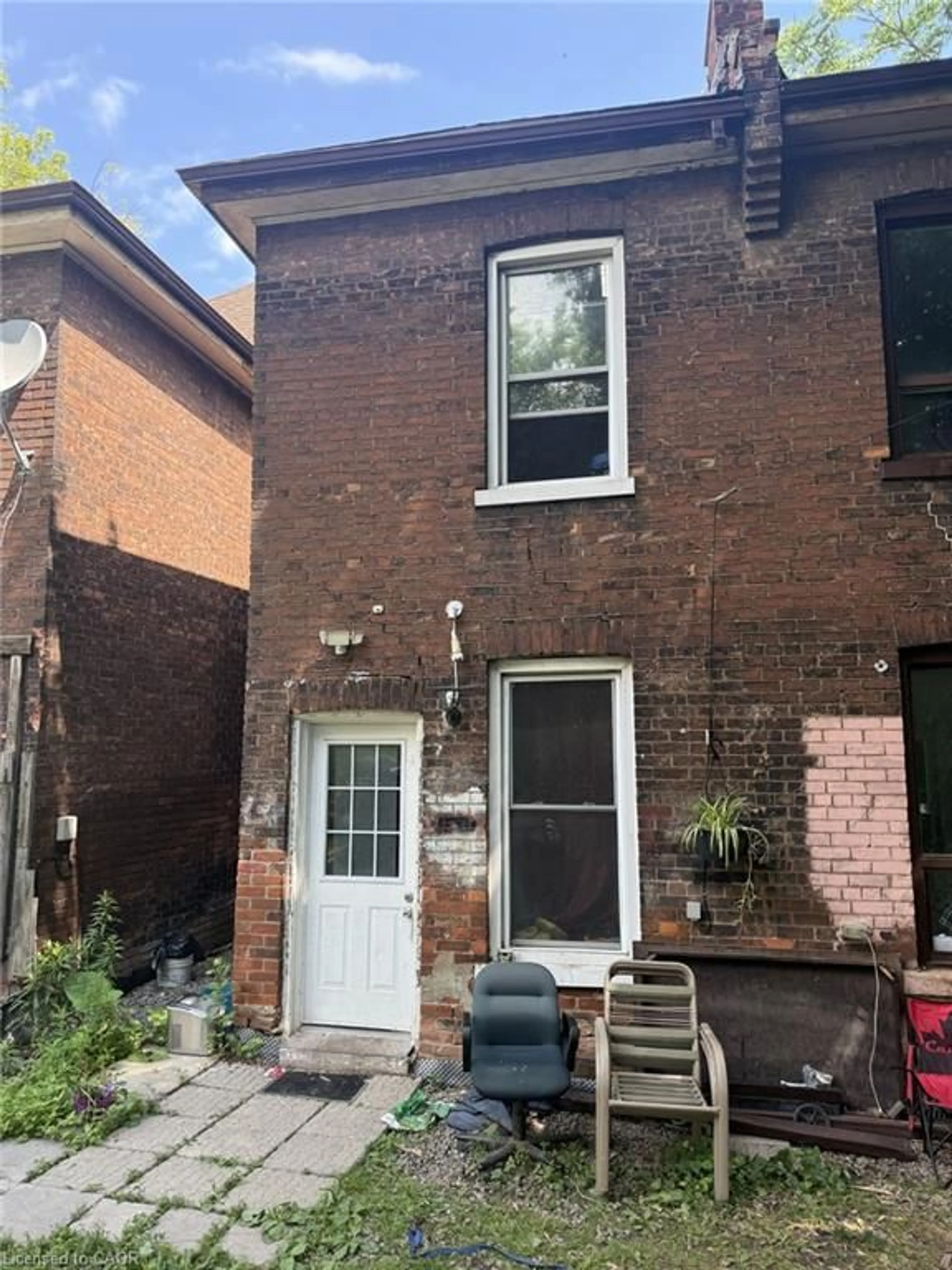 Home with brick exterior material, street for 103 Stuart St, Hamilton Ontario L8L 1B6