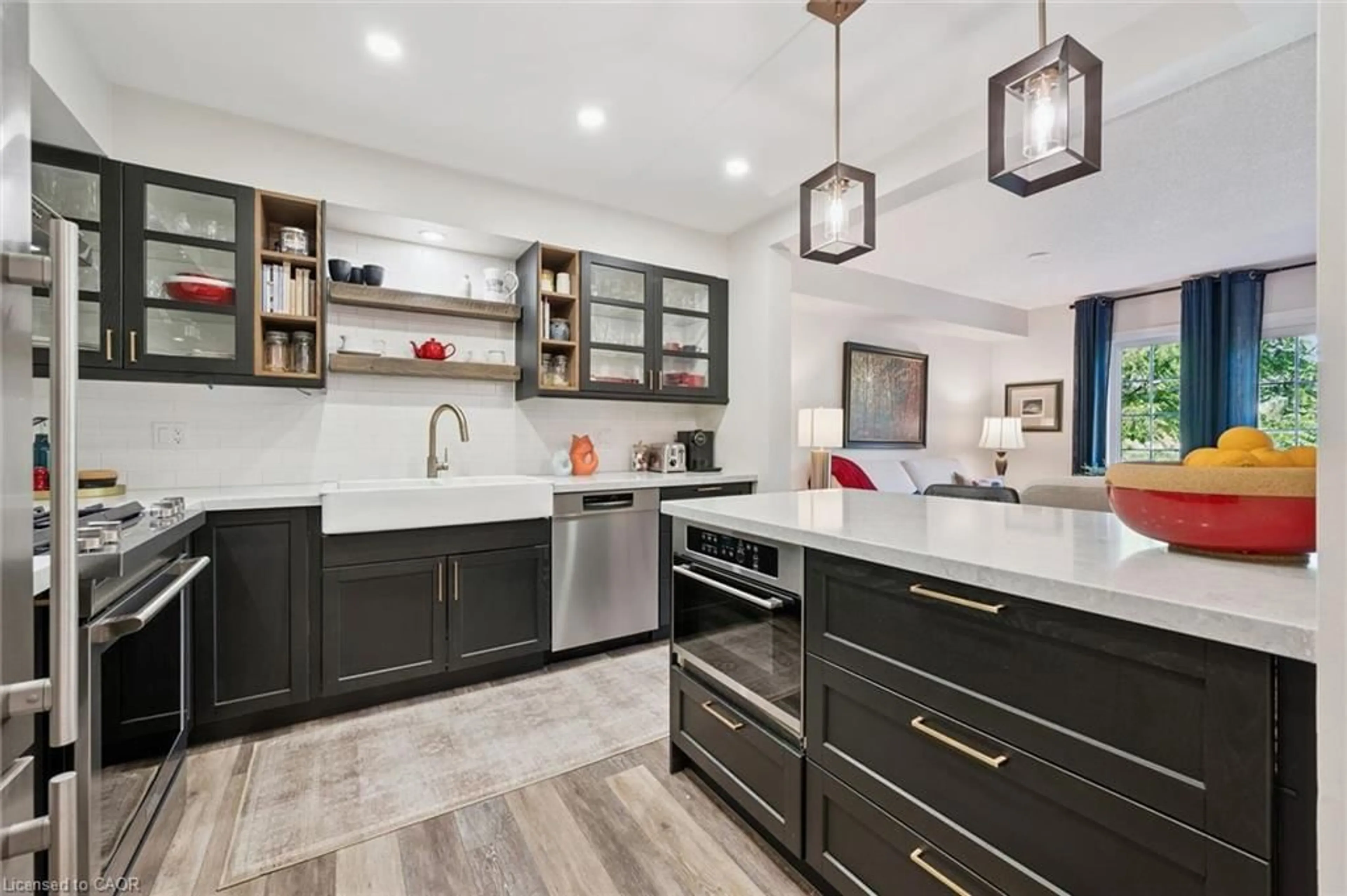 Contemporary kitchen, ceramic/tile floor for 124 Gosling Gdns #12, Guelph Ontario N1G 5K6