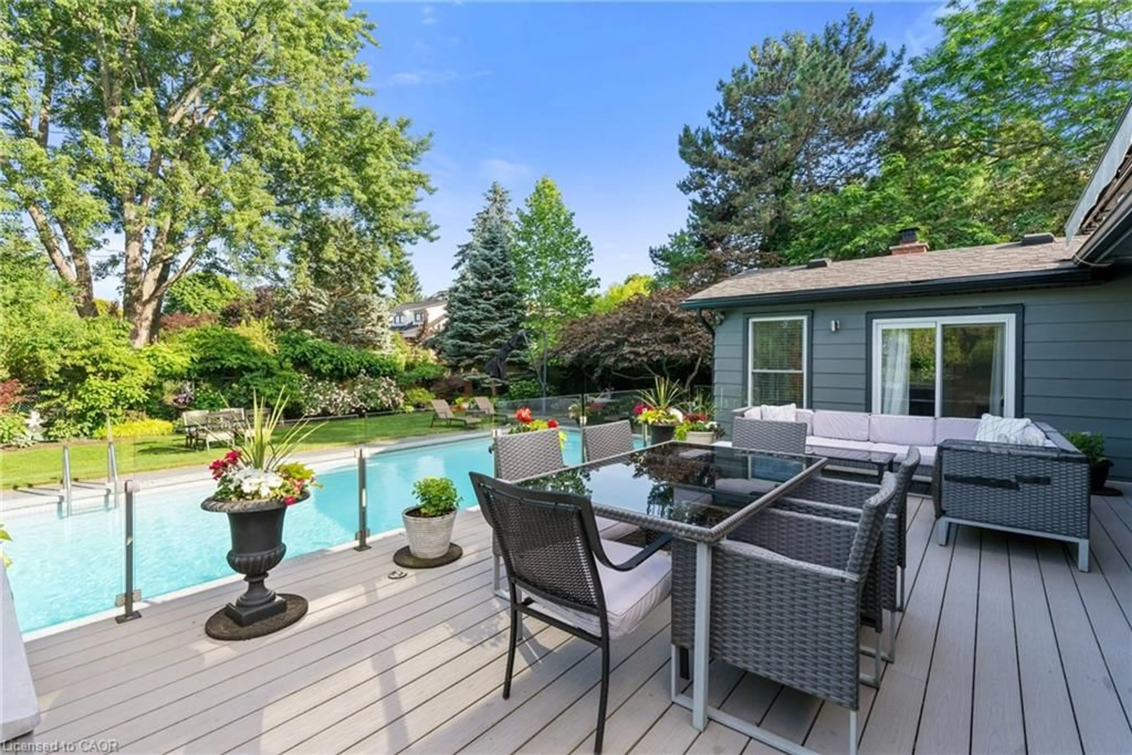 Patio, water/lake/river/ocean view for 360 Dorchester St, Niagara-on-the-Lake Ontario L0S 1J0