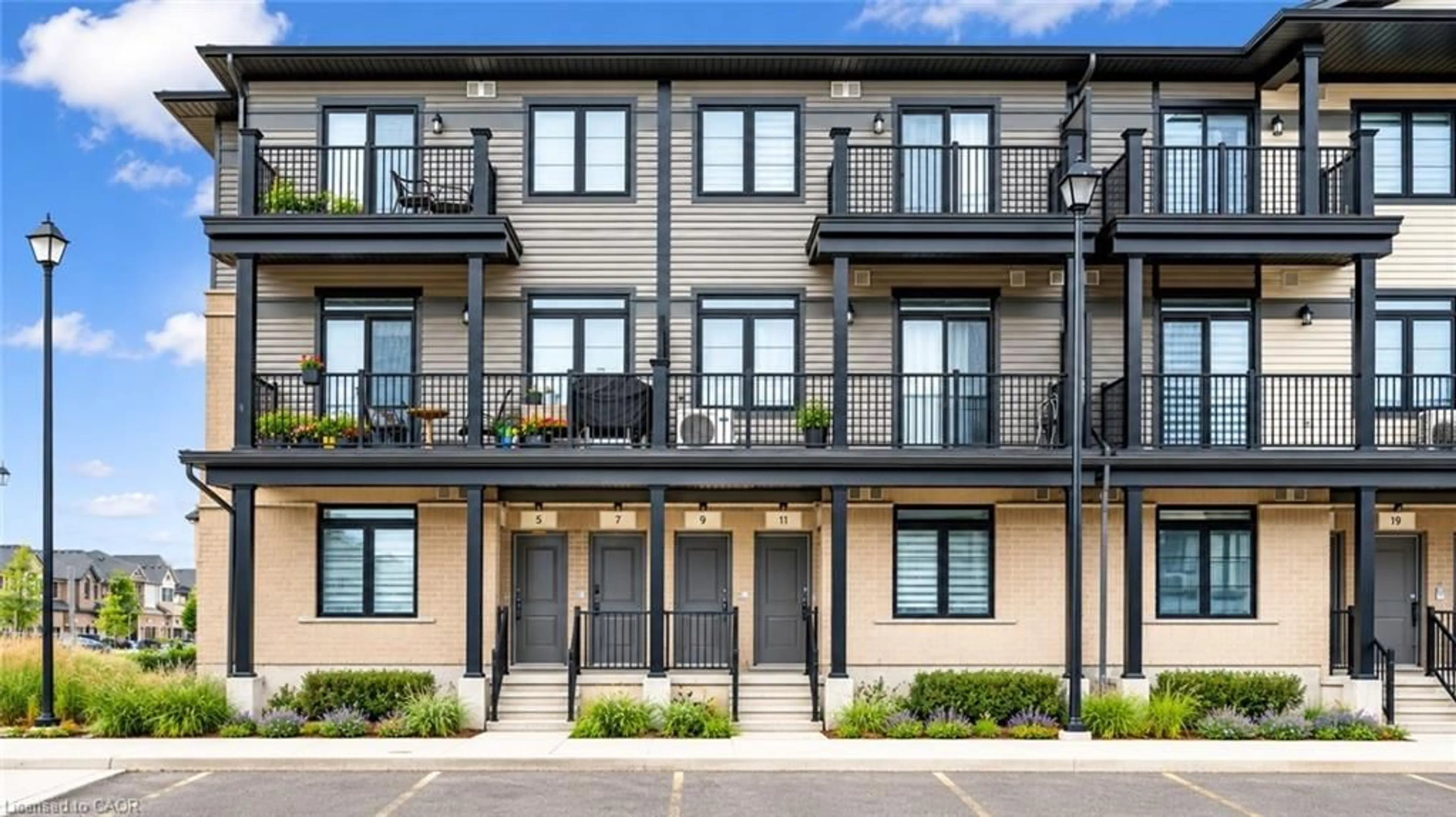 Unknown for 9 Lomond Lane, Kitchener Ontario N2R 0T6