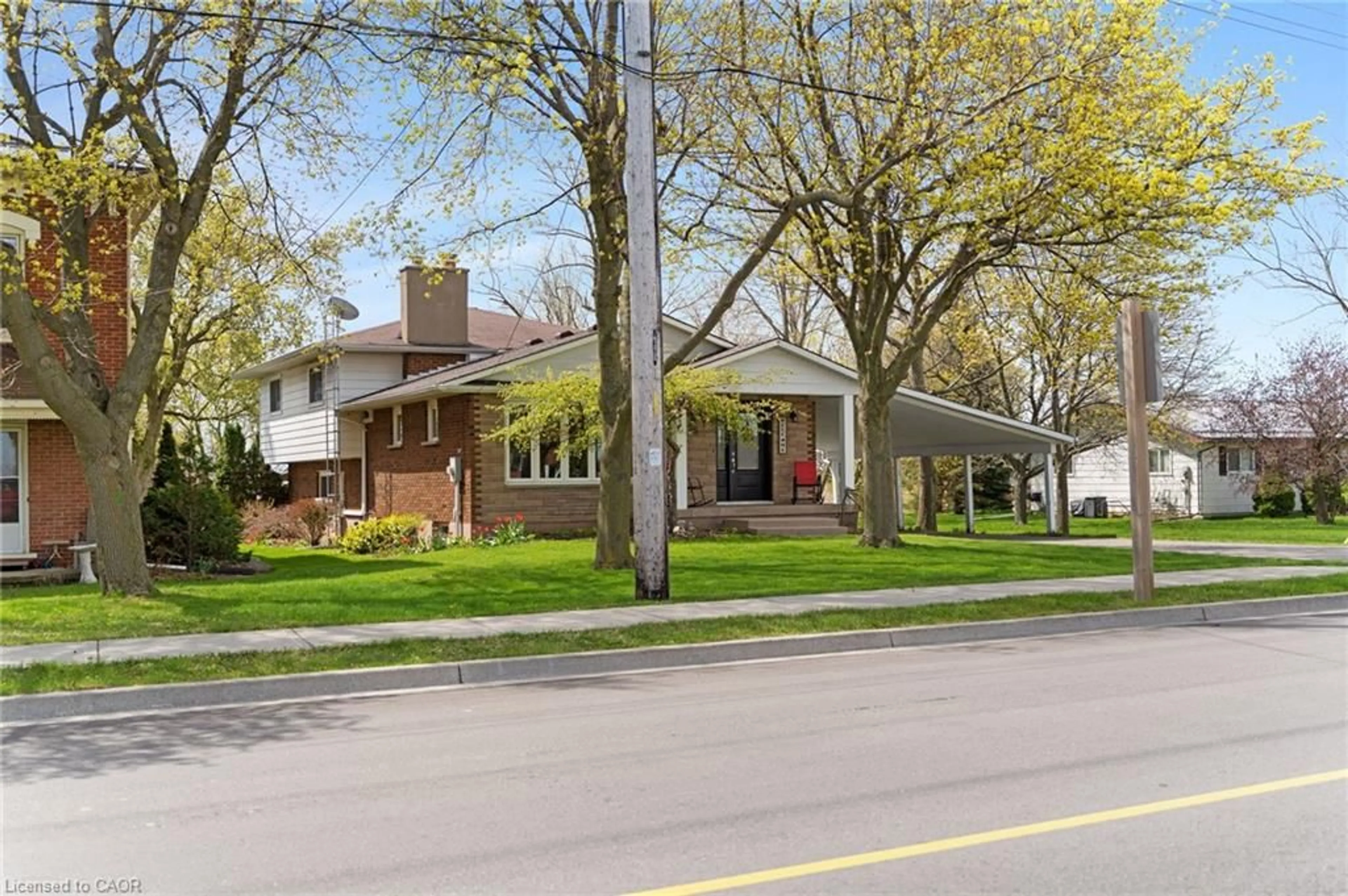 Home with brick exterior material, street for 55 Talbot St, Jarvis Ontario N0A 1J0