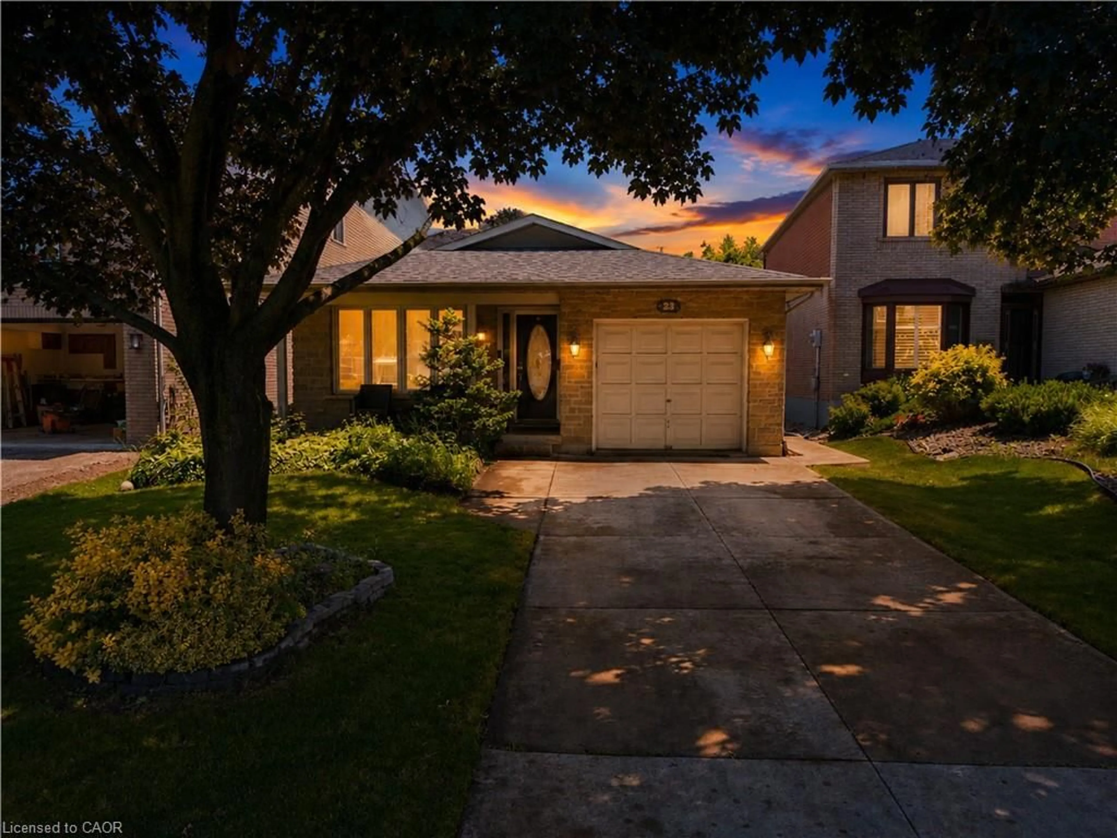Home with brick exterior material, street for 23 Millpond Pl, Mountain Ontario L8W 2W7