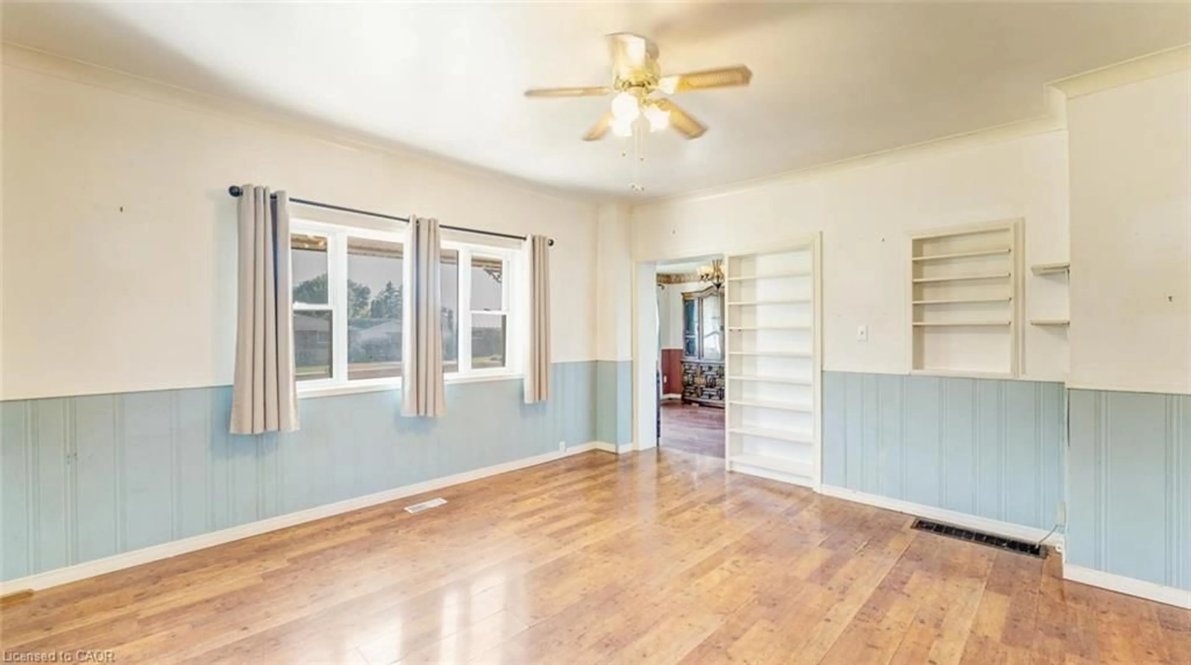 A pic of a room for 350 Perth St, Mount Forest Ontario N0G 2L1