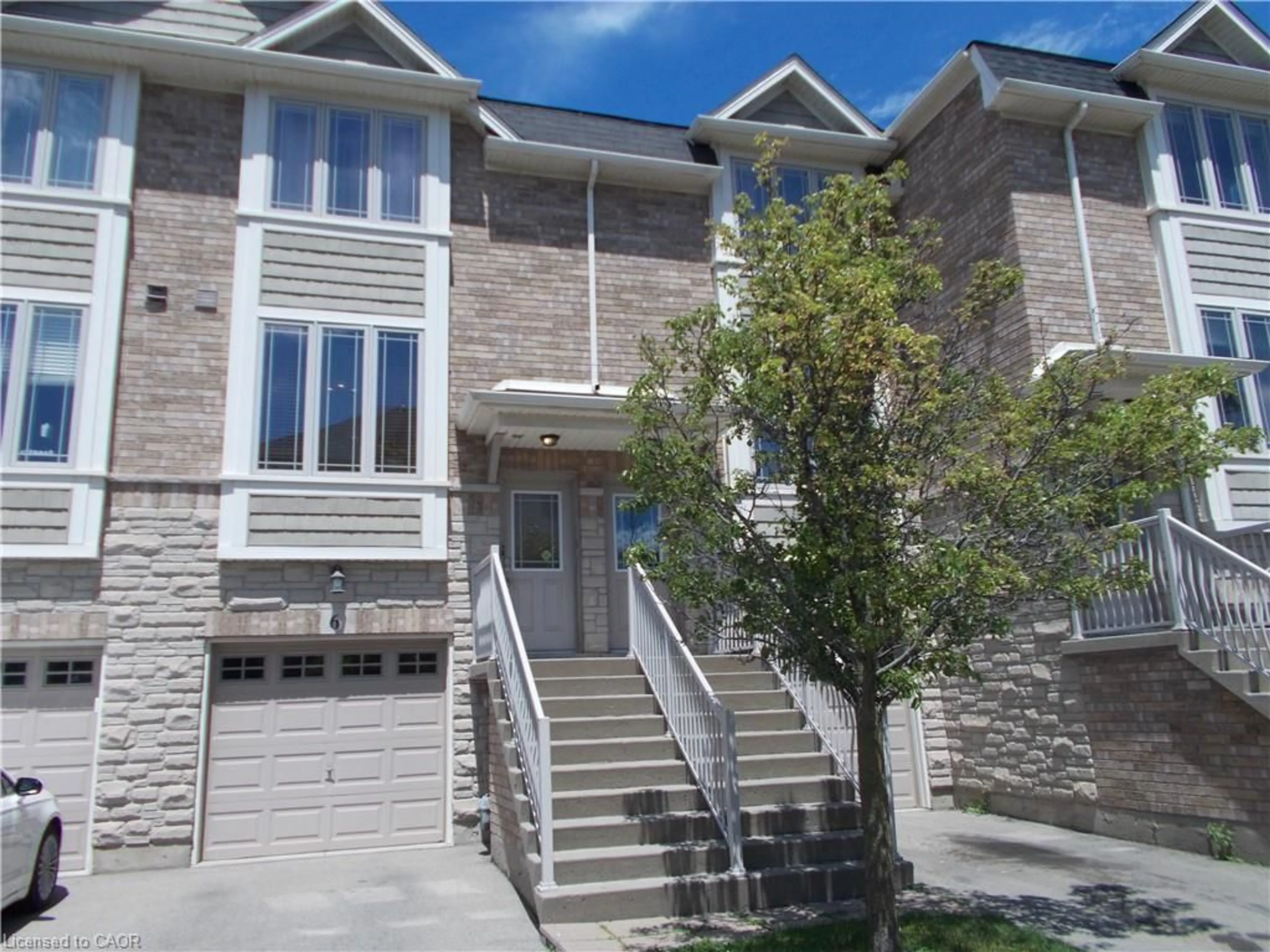 Home with brick exterior material, street for 8 Hemlock Way #6, Grimsby Ontario L3M 0B5