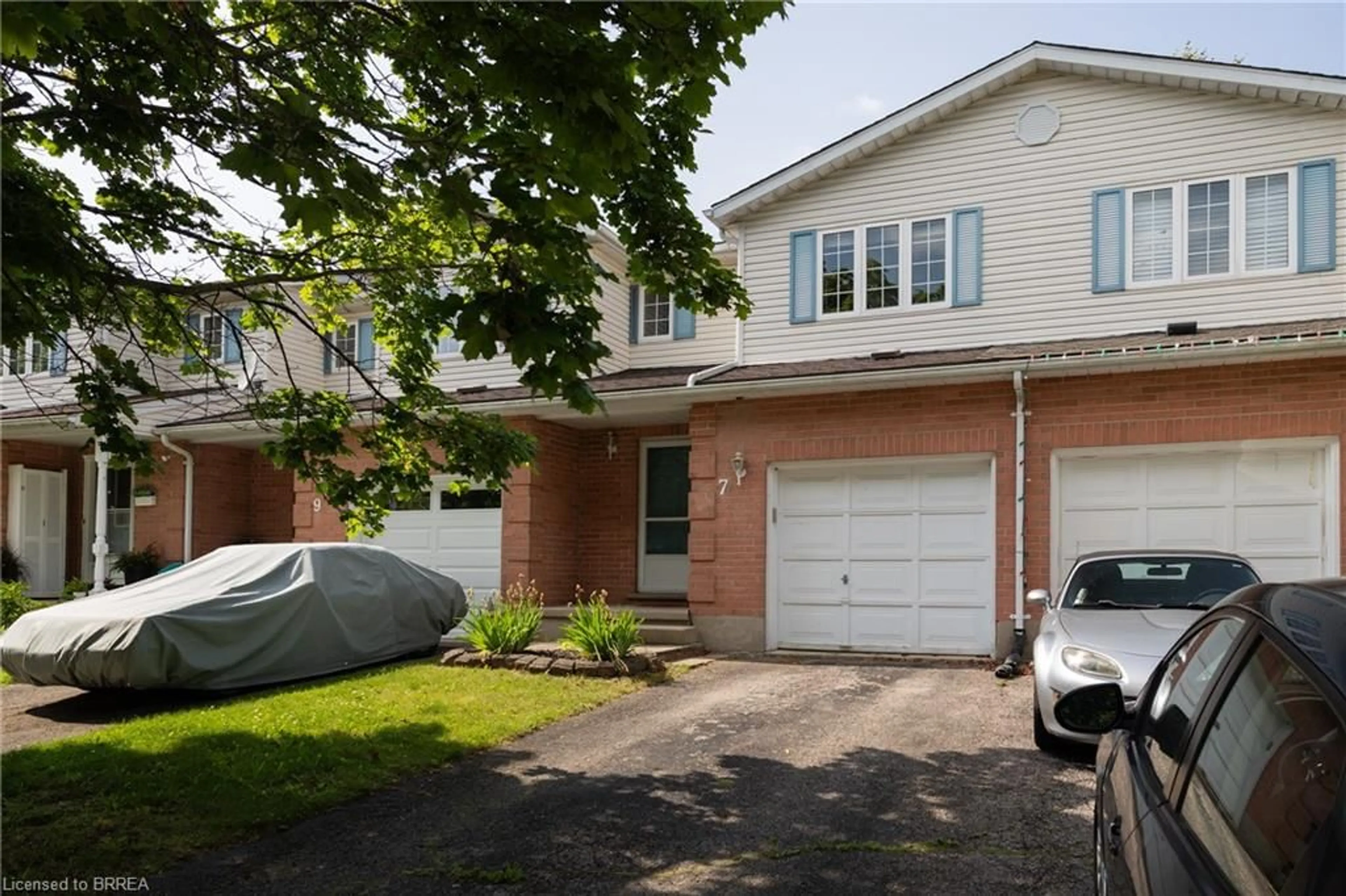 Unknown for 7 Graystone Crt, Paris Ontario N3L 3Y1