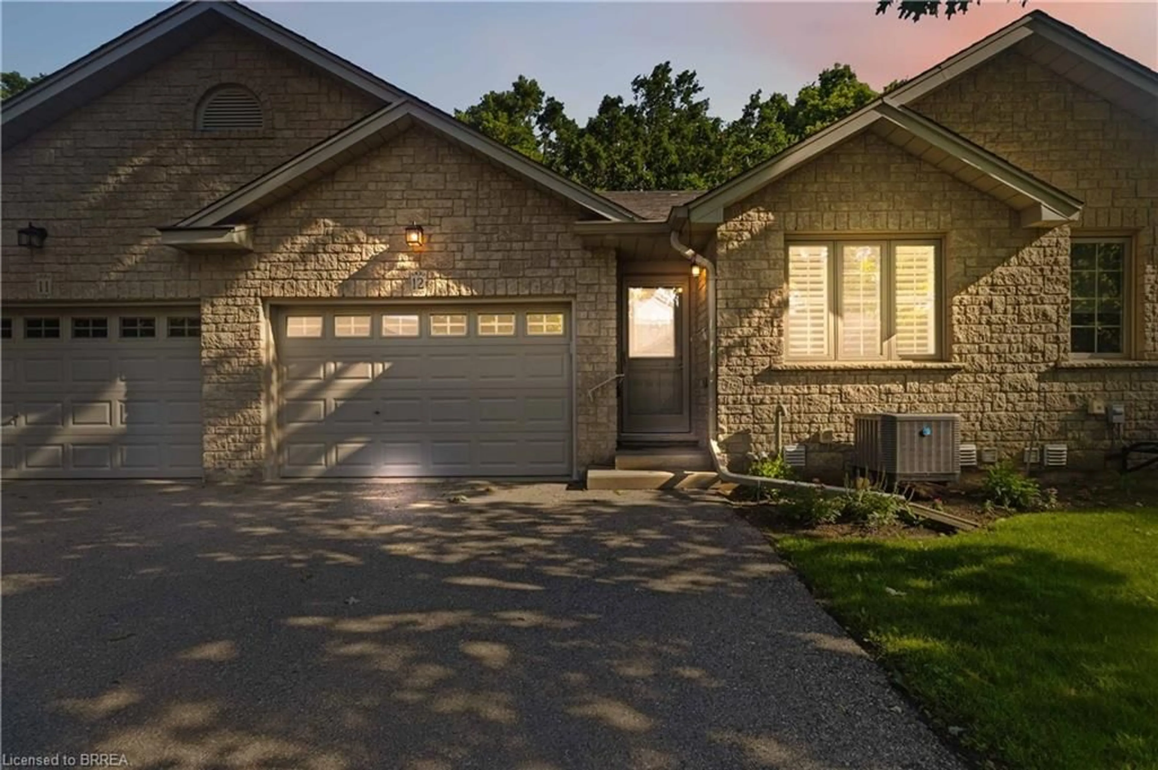 Home with brick exterior material, street for 35 Stratford Terr #12, Brantford Ontario N3T 6R8