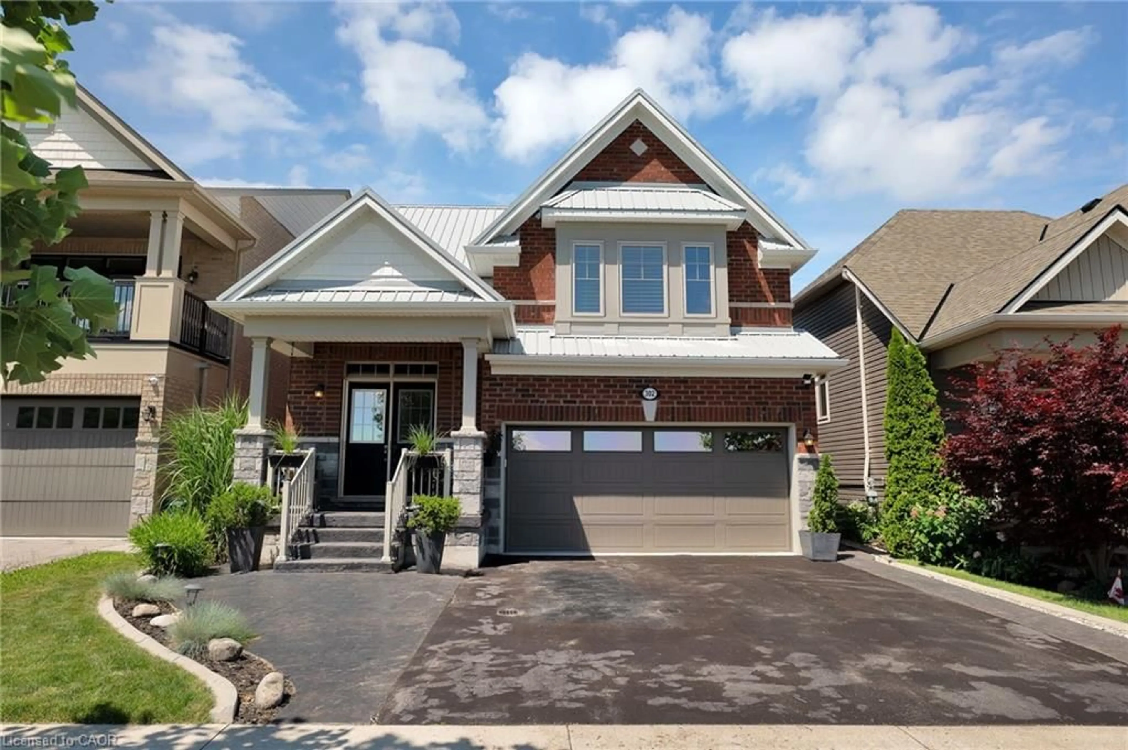 Home with brick exterior material, street for 302 Concession 3rd Rd, Niagara-on-the-Lake Ontario L0S 1P0
