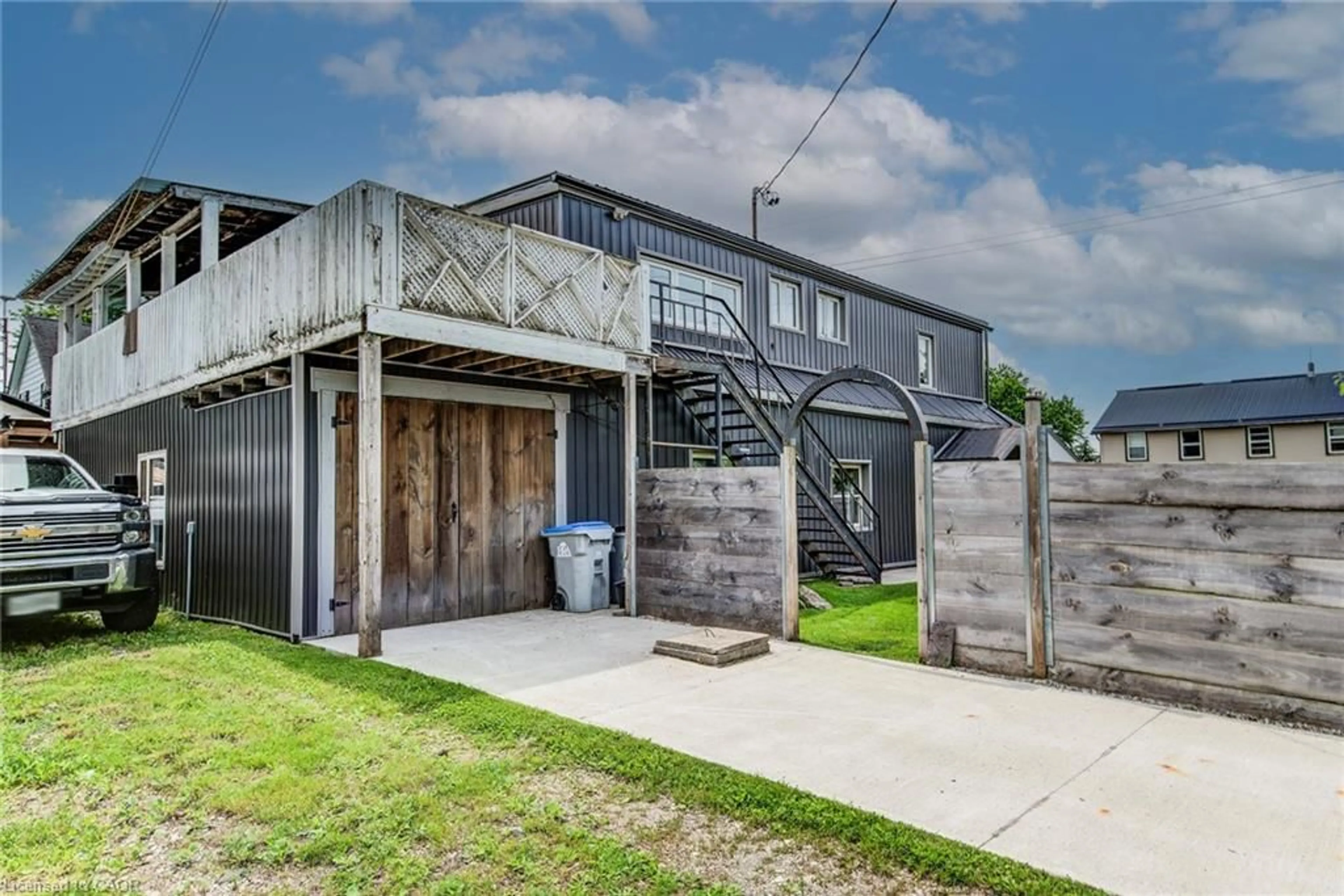 Unknown for 6409 Perth Road 121 Rd, Poole Ontario N0K 1S0