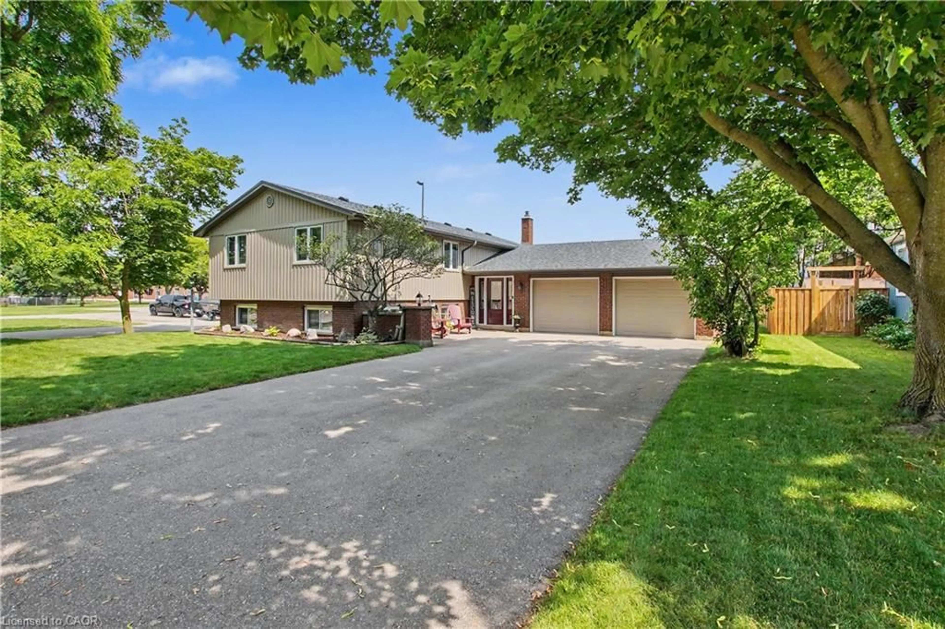 A pic from outside/outdoor area/front of a property/back of a property/a pic from drone, street for 1045 Queen's Bush Rd, Wellesley Ontario N0B 2T0