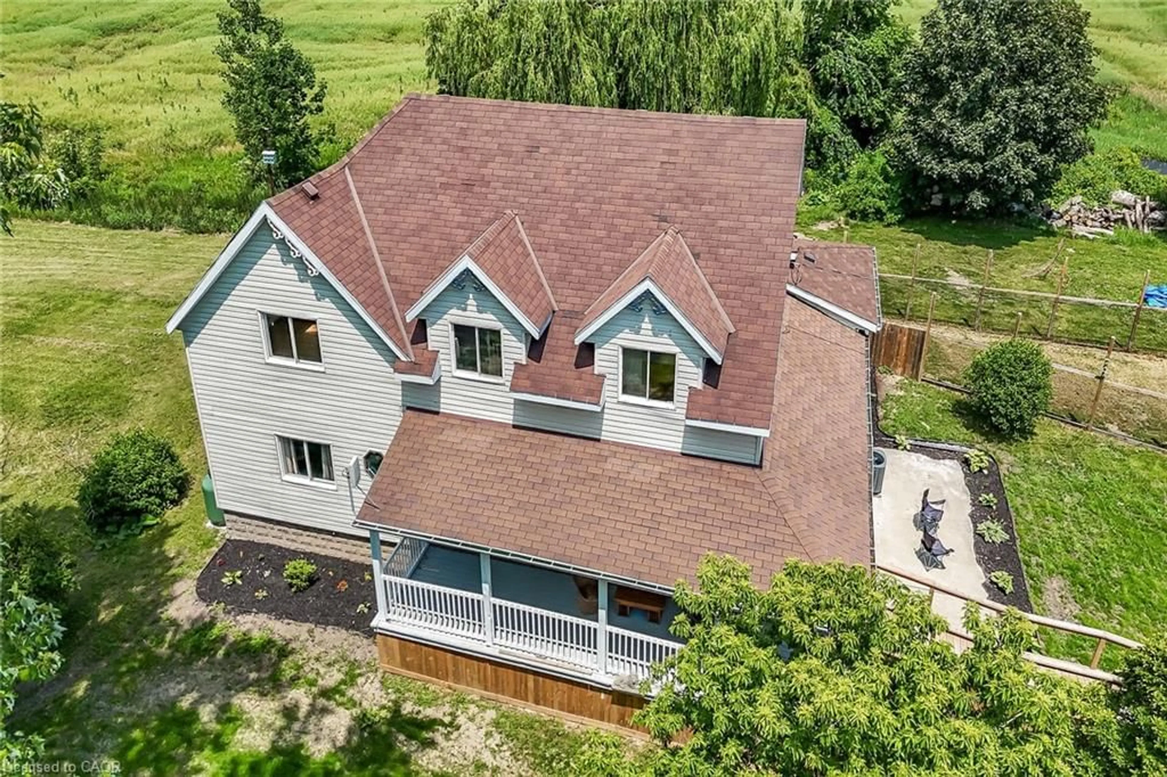 A pic from outside/outdoor area/front of a property/back of a property/a pic from drone, unknown for 647 Bains Rd, Cayuga Ontario N0A 1E0