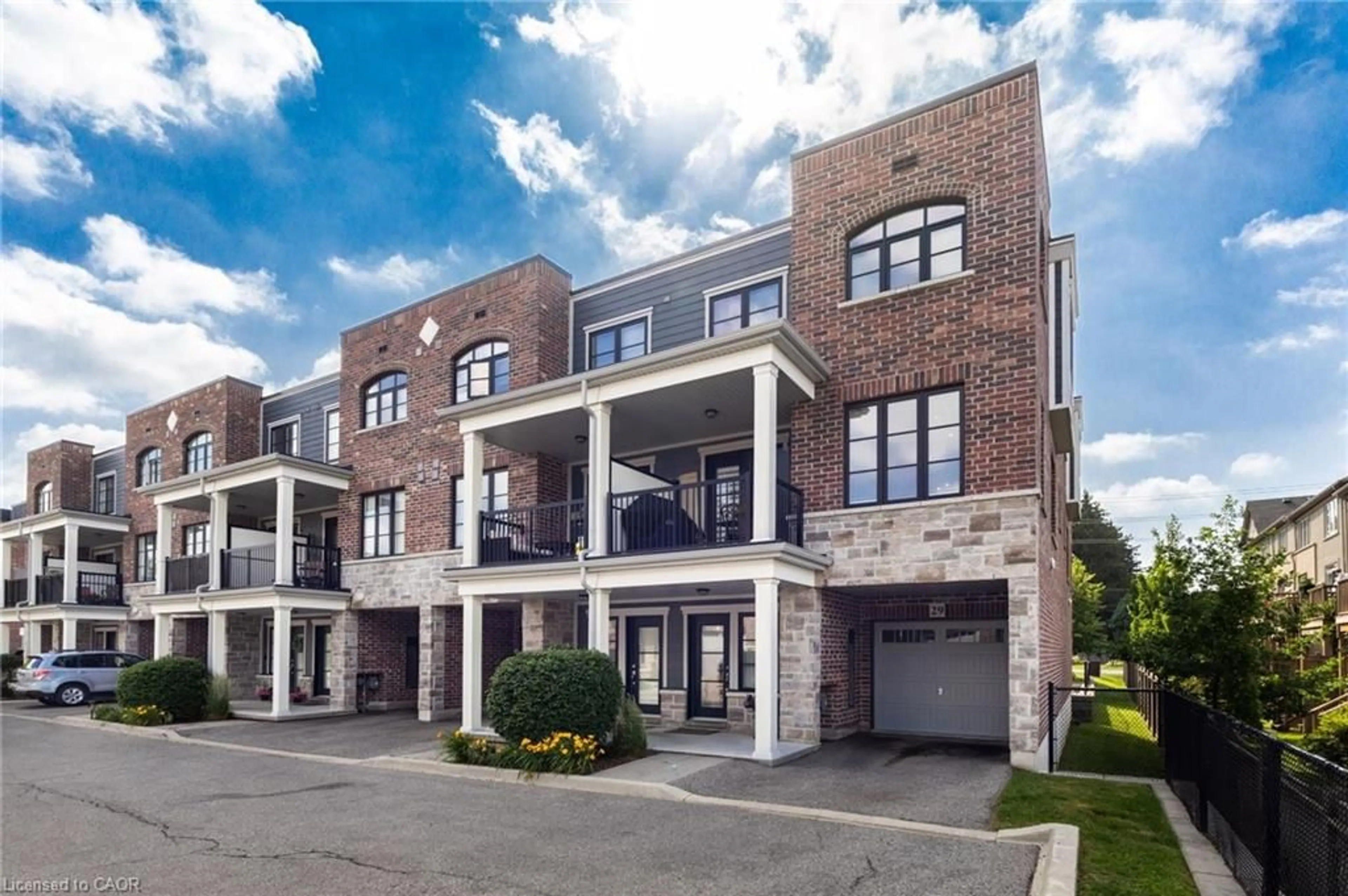 Home with brick exterior material, street for 219 Dundas St #29, Waterdown Ontario L8B 1V9