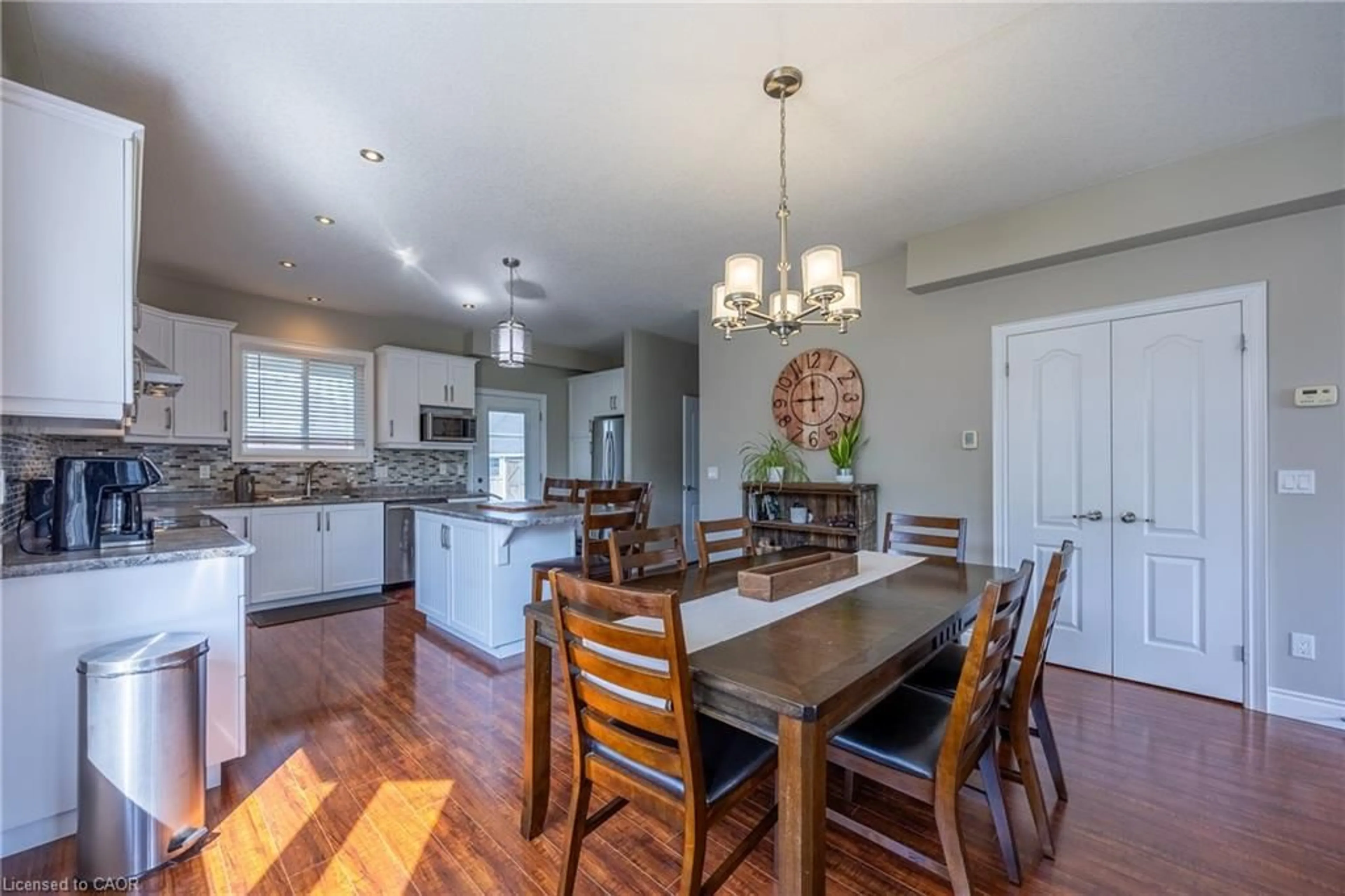 Open concept kitchen, wood/laminate floor for 100 Backus Dr, Port Rowan Ontario N0E 1M0