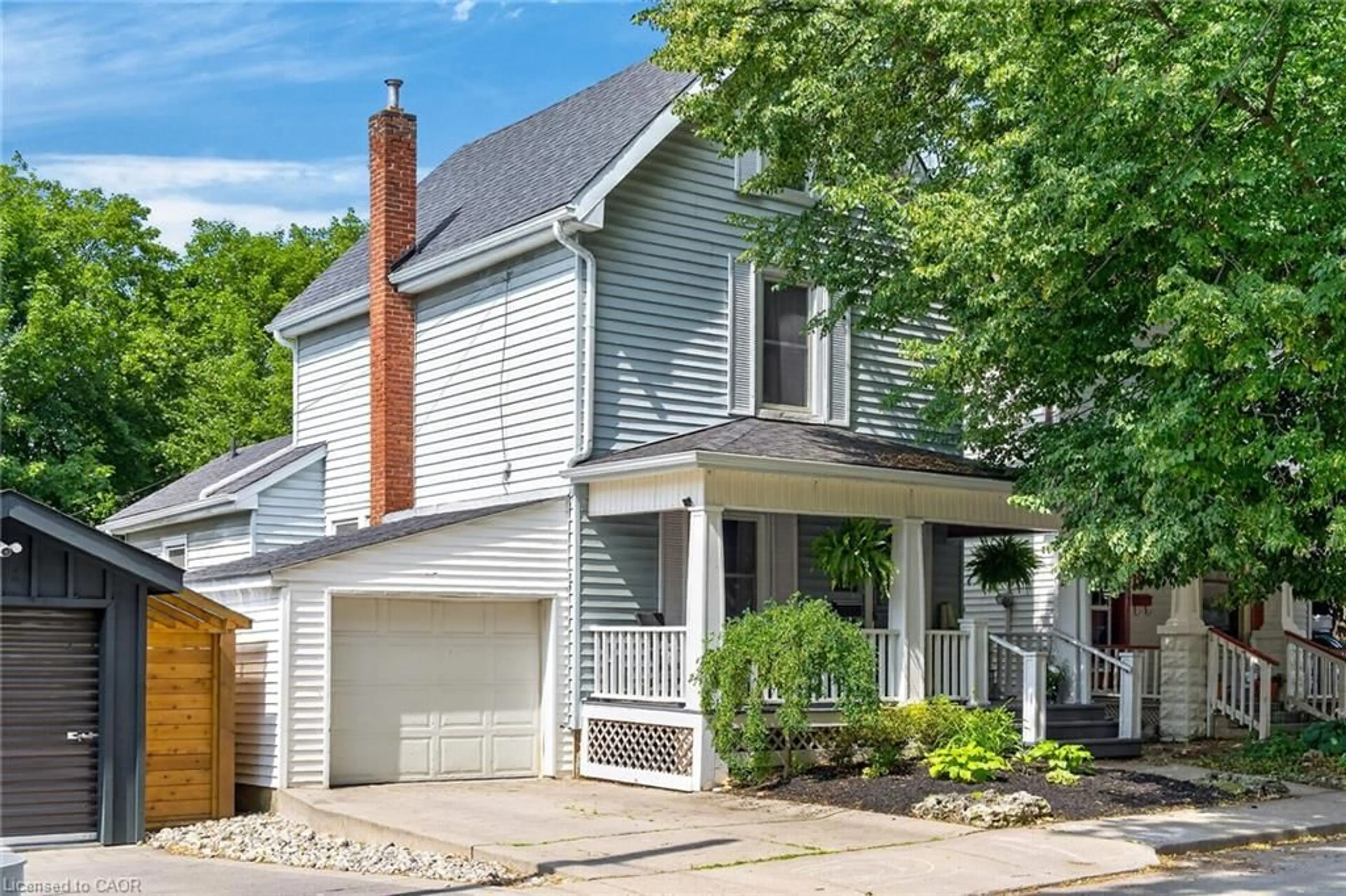 Home with vinyl exterior material, street for 16 Witherspoon St, Dundas Ontario L9H 2C6