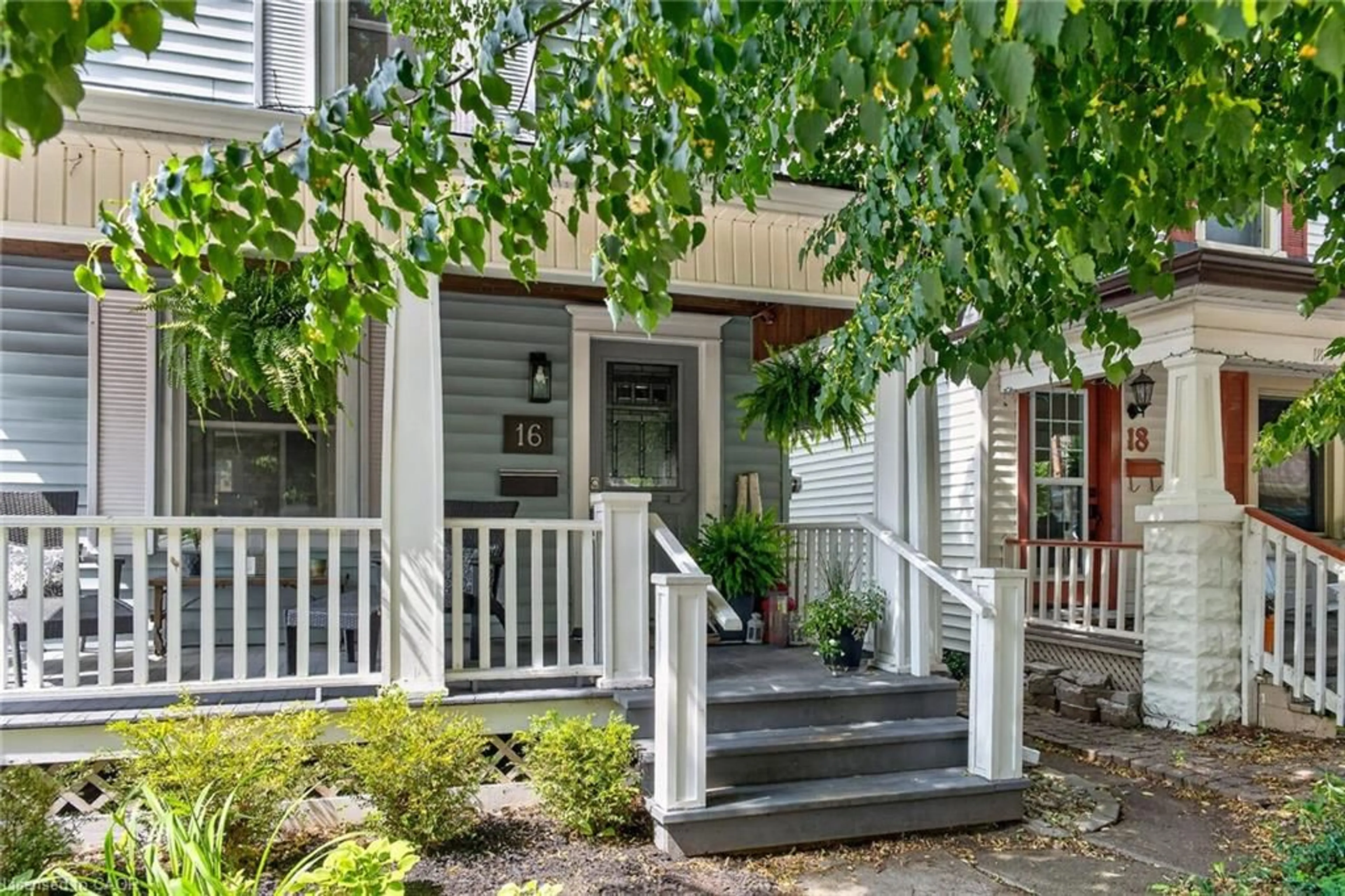 Unknown for 16 Witherspoon St, Dundas Ontario L9H 2C6