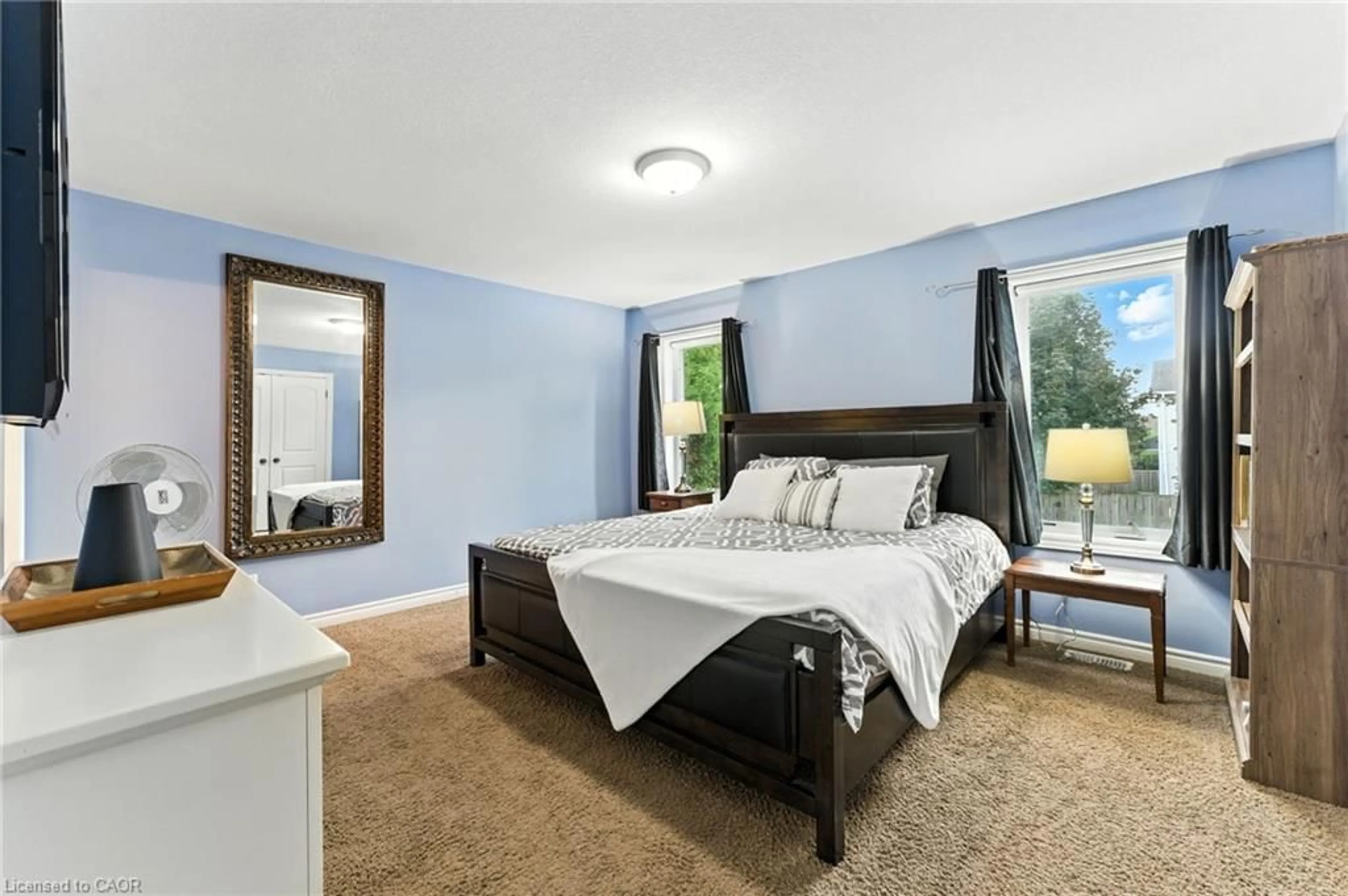 Bedroom with bed, unknown for 107 Applewood St, Plattsville Ontario N0J 1S0