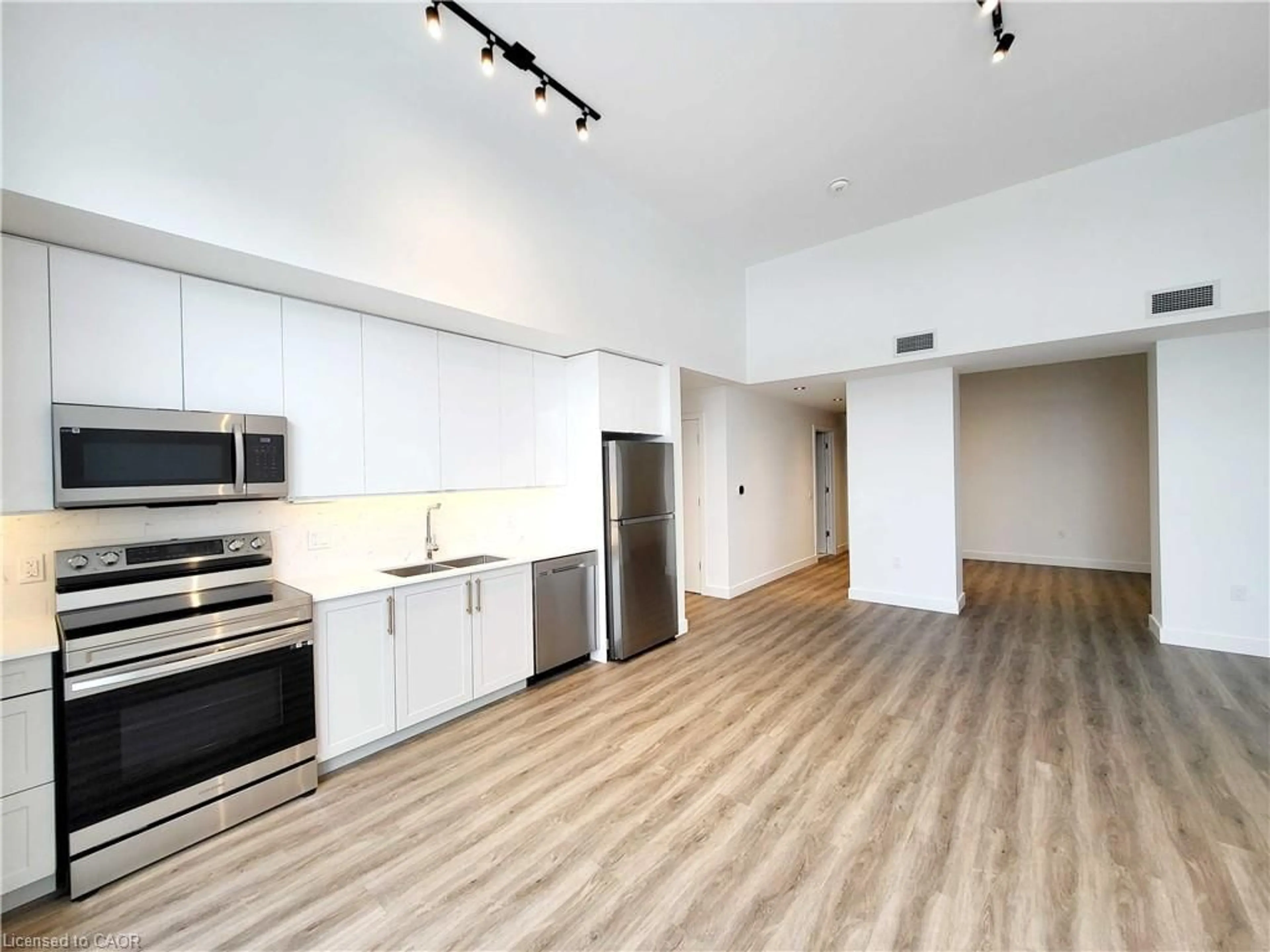 Unknown for 75 Huron St #202, New Hamburg Ontario N3A 1K1