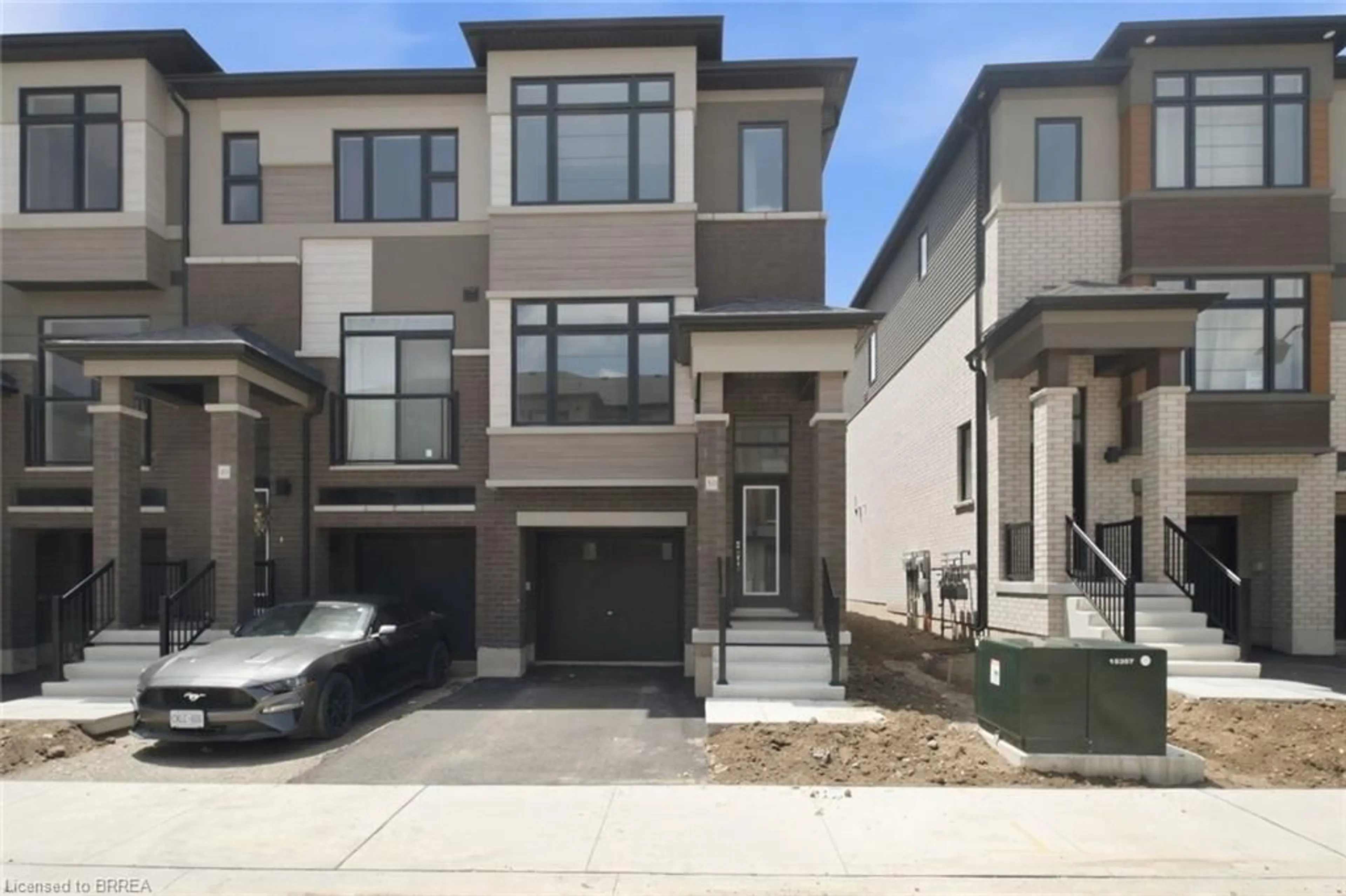 Home with brick exterior material, street for 313 Conklin Rd #50, Brantford Ontario N3T 5L5