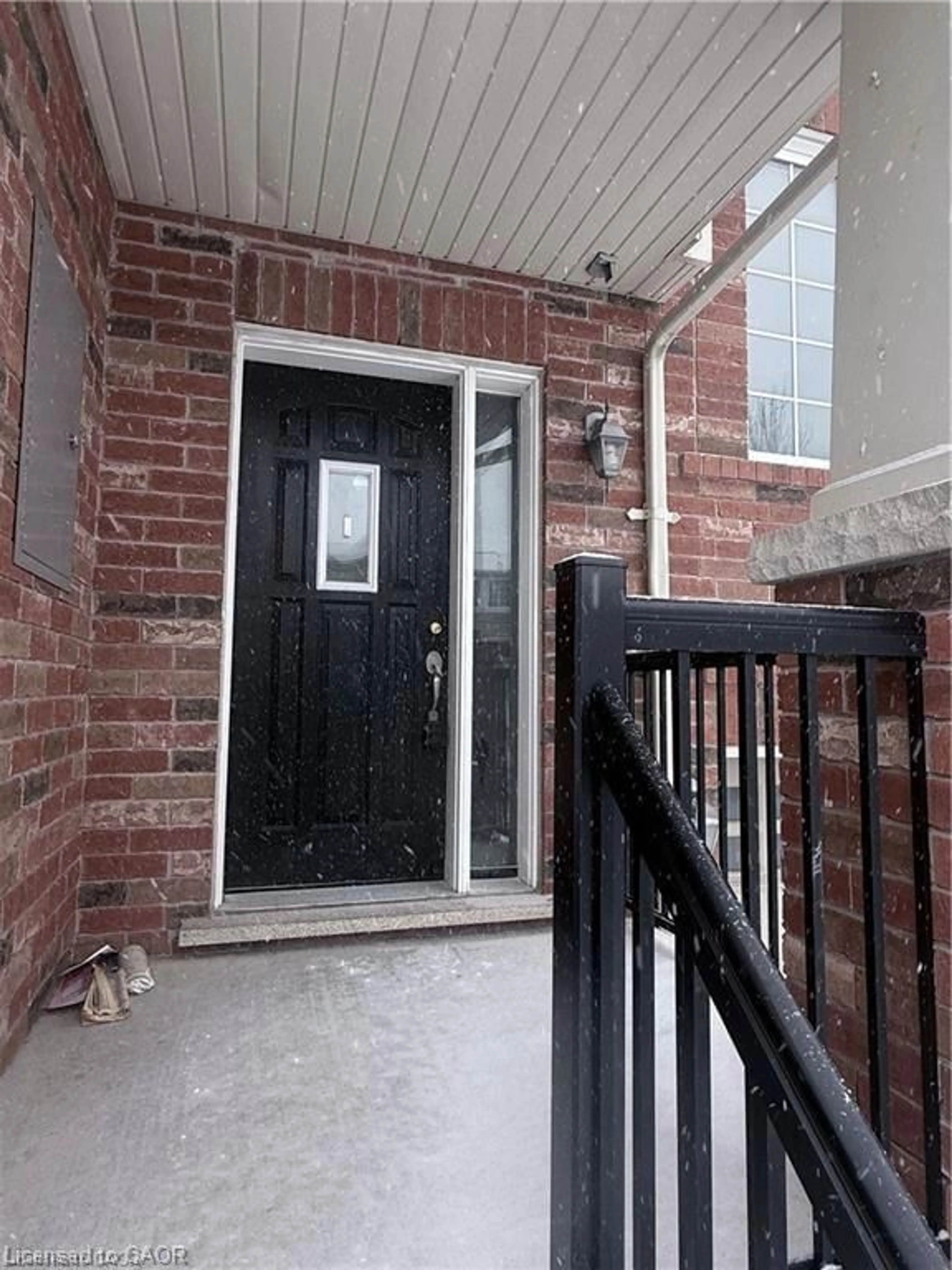 Indoor entryway for 50 Emick Dr, Ancaster Ontario L9K 1L8