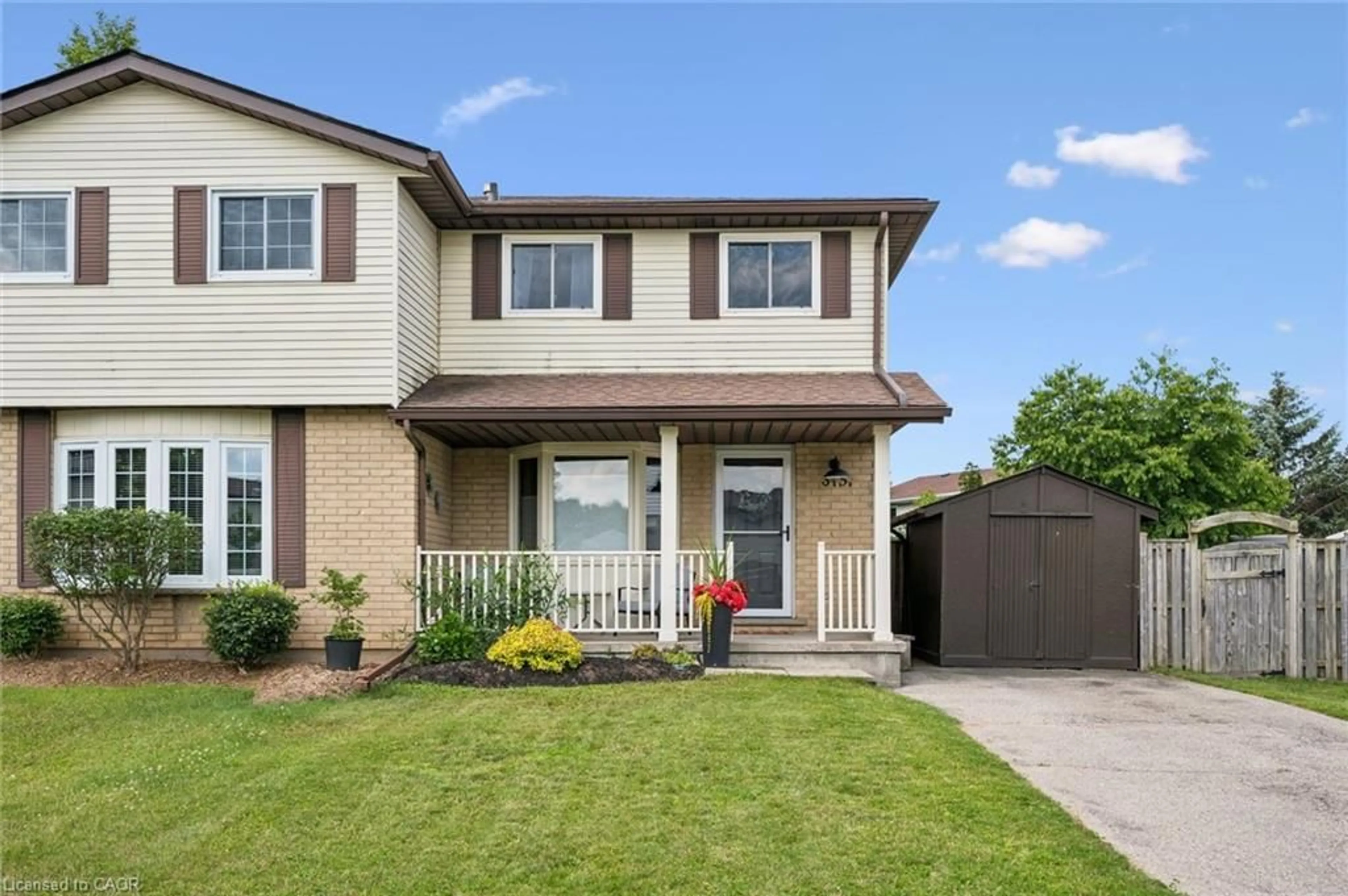 Home with vinyl exterior material, street for 315 Mayview Cres #B, Waterloo Ontario N2V 1P6