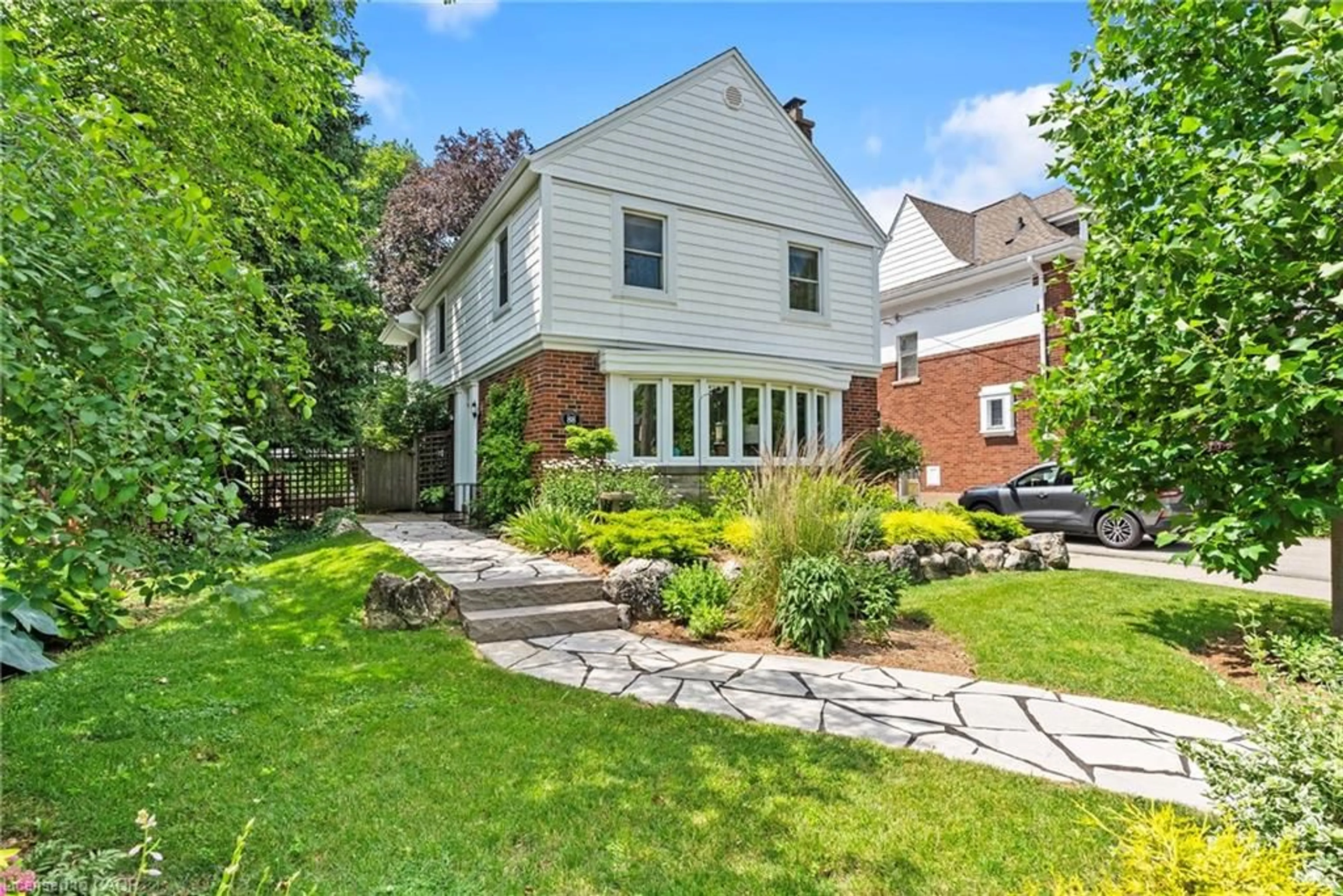 Unknown for 88 Rothsay Ave, Hamilton Ontario L8M 3G1