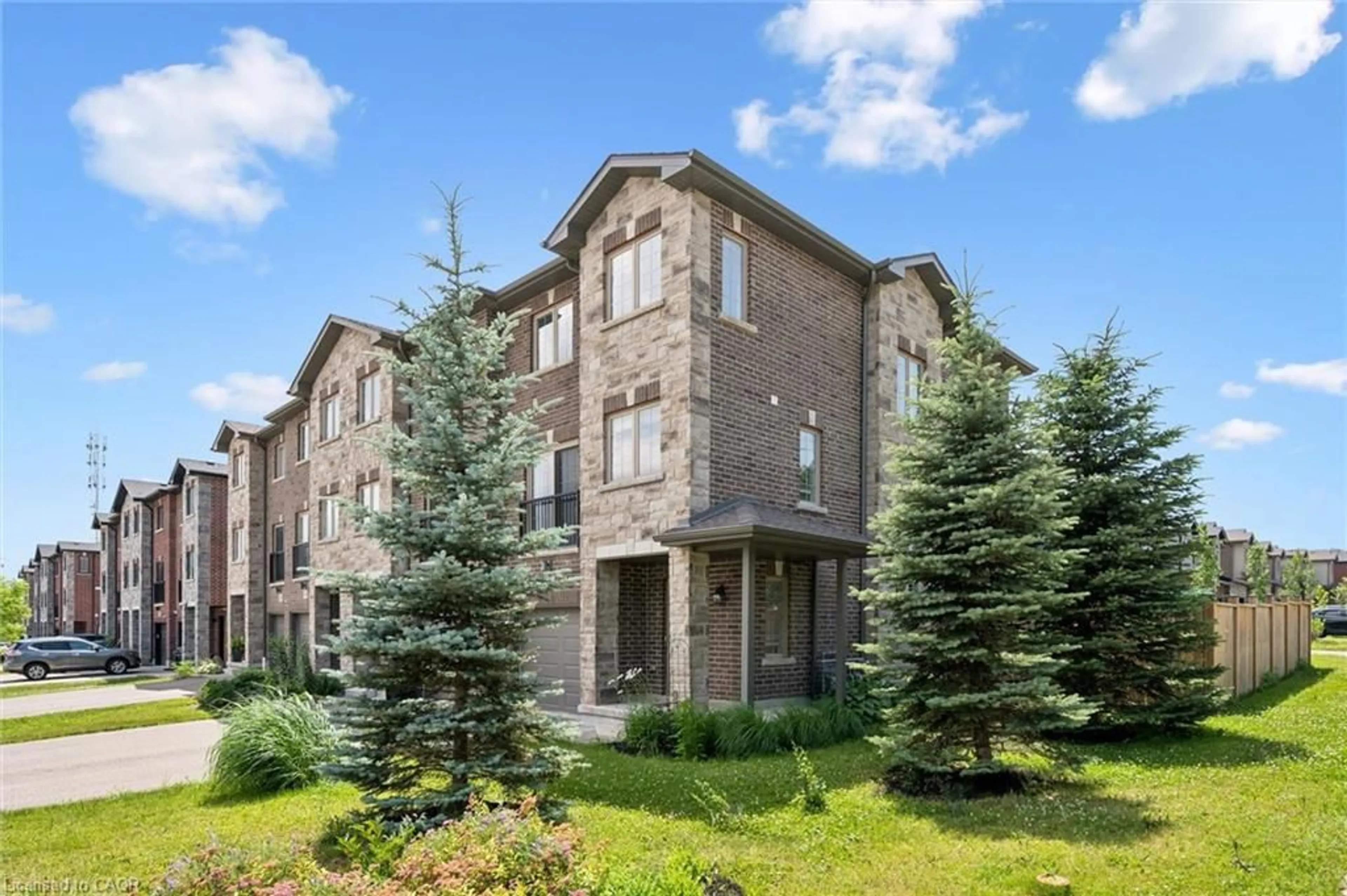 Unknown for 532 Wismer St, Waterloo Ontario N2K 0E8
