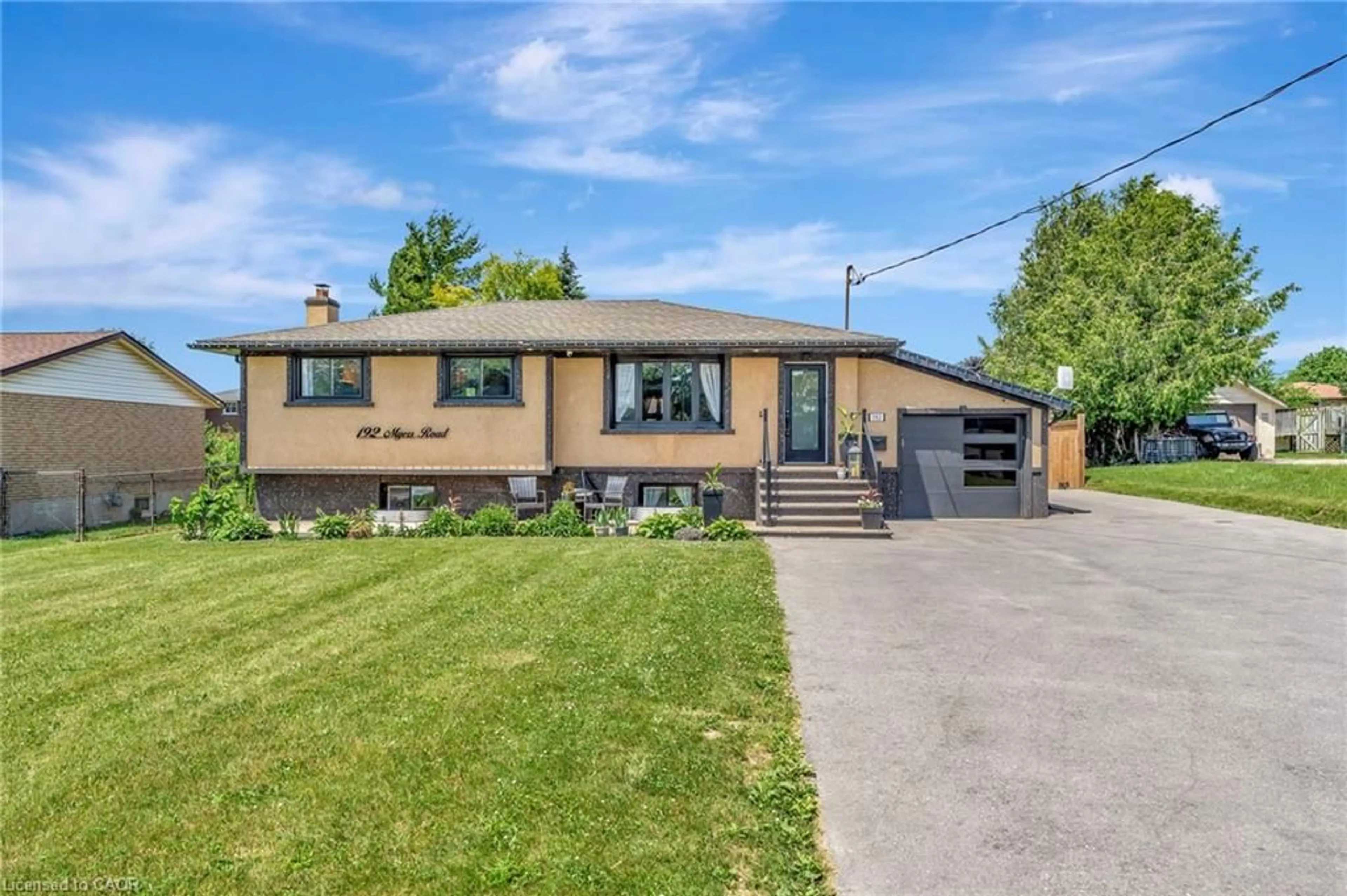 Home with brick exterior material, street for 192 Myers Rd, Cambridge Ontario N1R 7H1