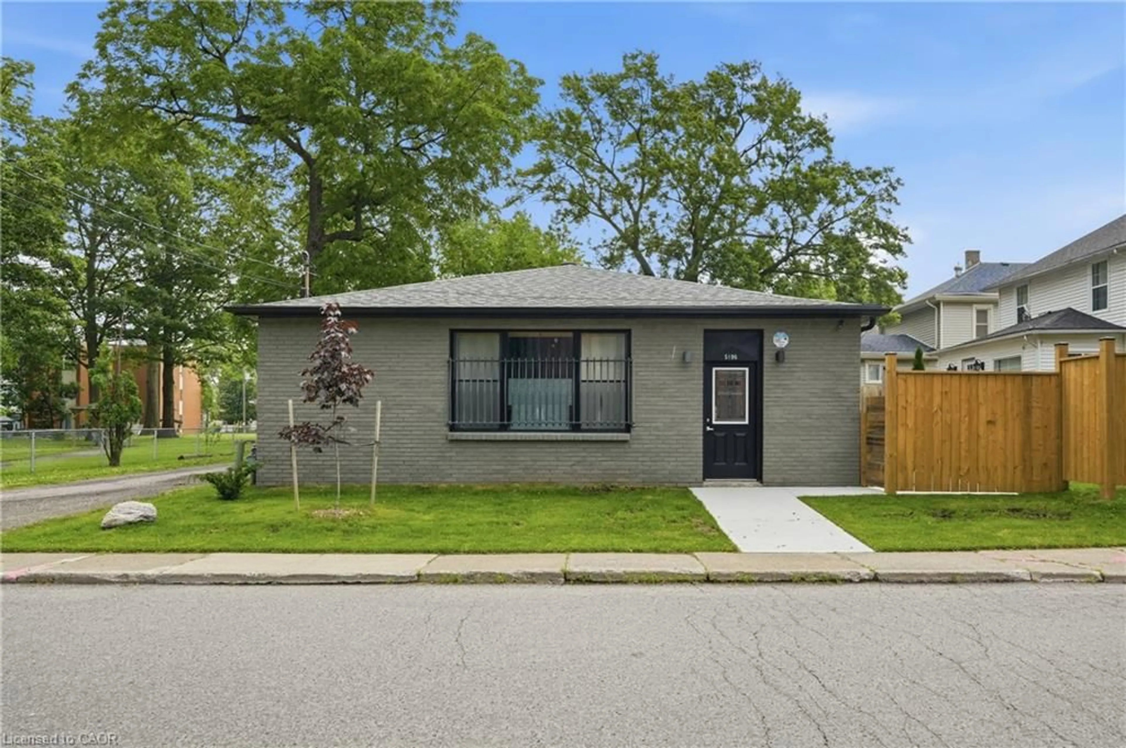 Unknown for 5196 Fourth Ave, Niagara Falls Ontario L2E 1P4