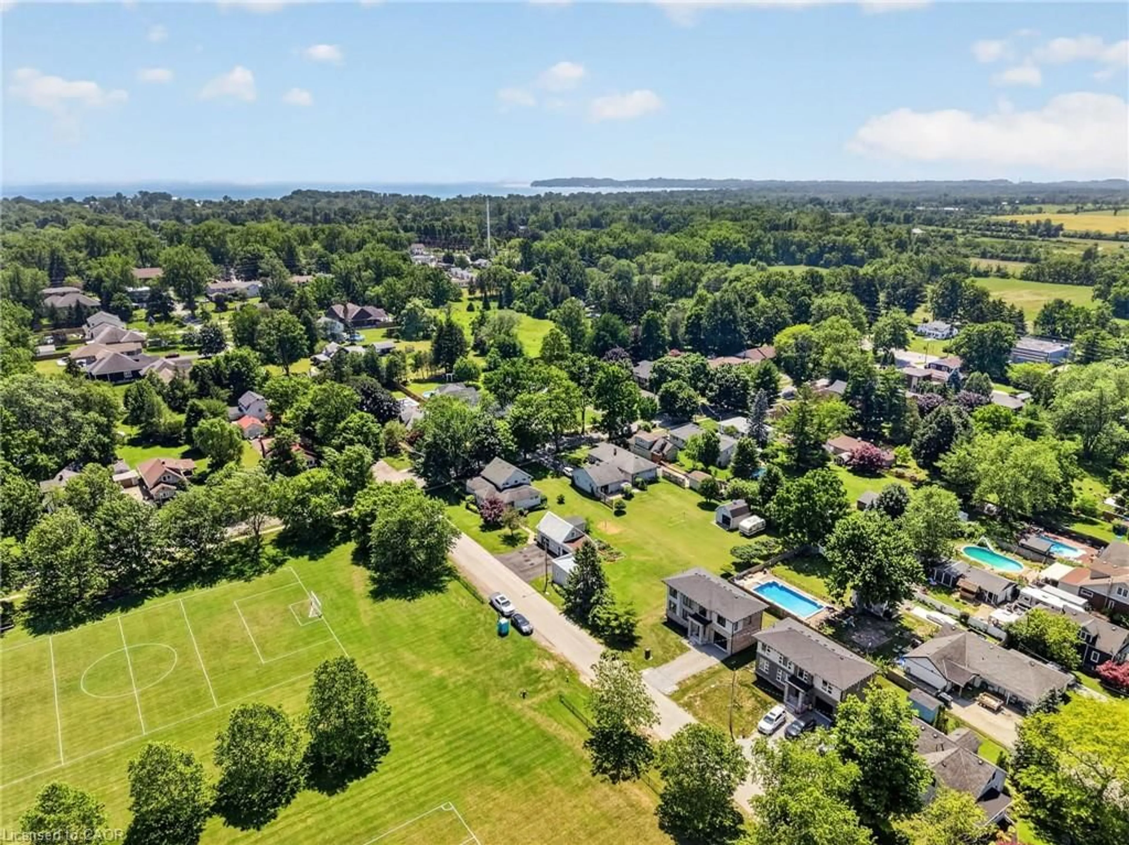 A pic from outside/outdoor area/front of a property/back of a property/a pic from drone, unknown for 203 Park St, Ridgeway Ontario L0S 1N0