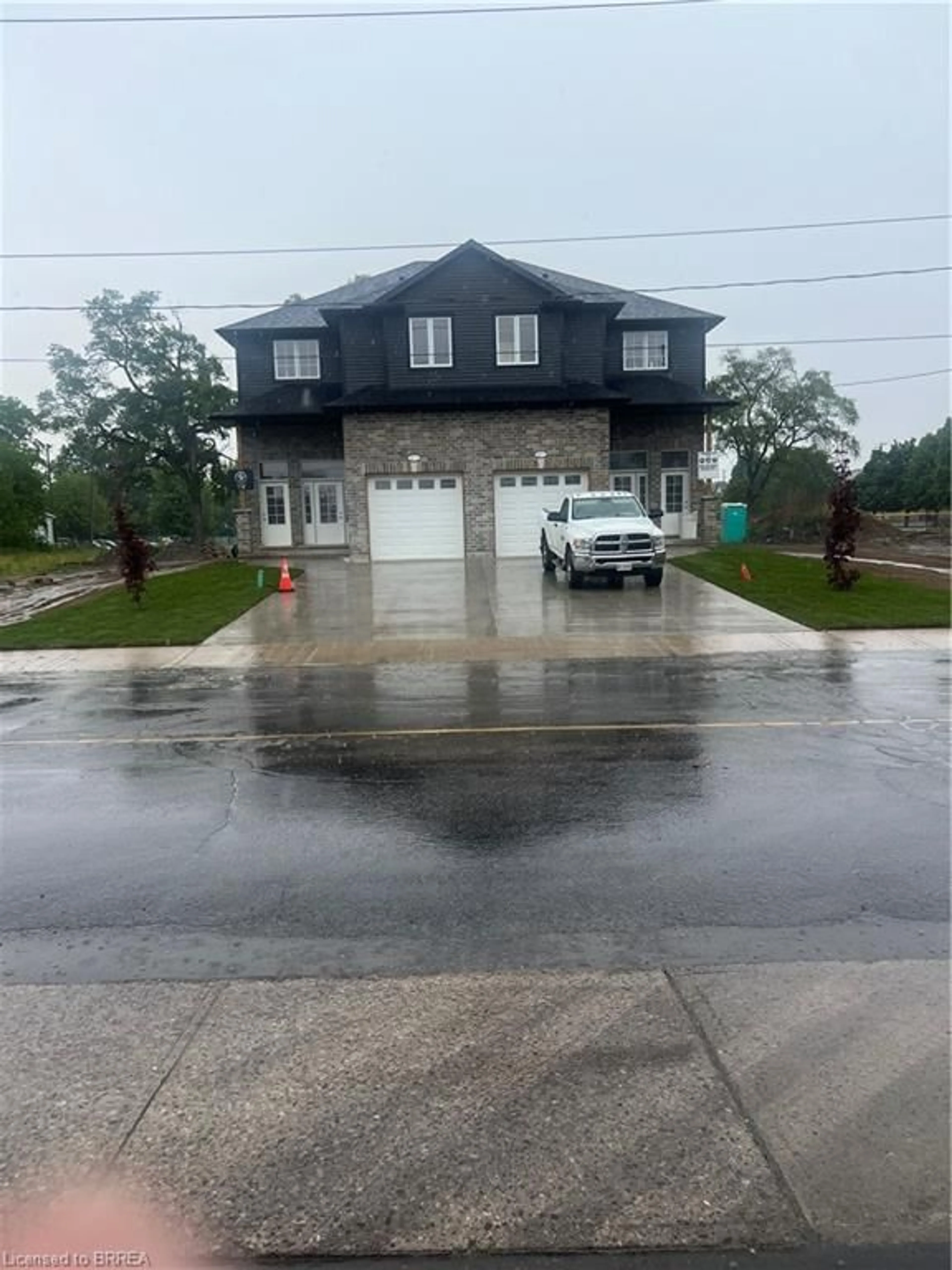 Unknown for 140 Mary St, Brantford Ontario N3S 3B9