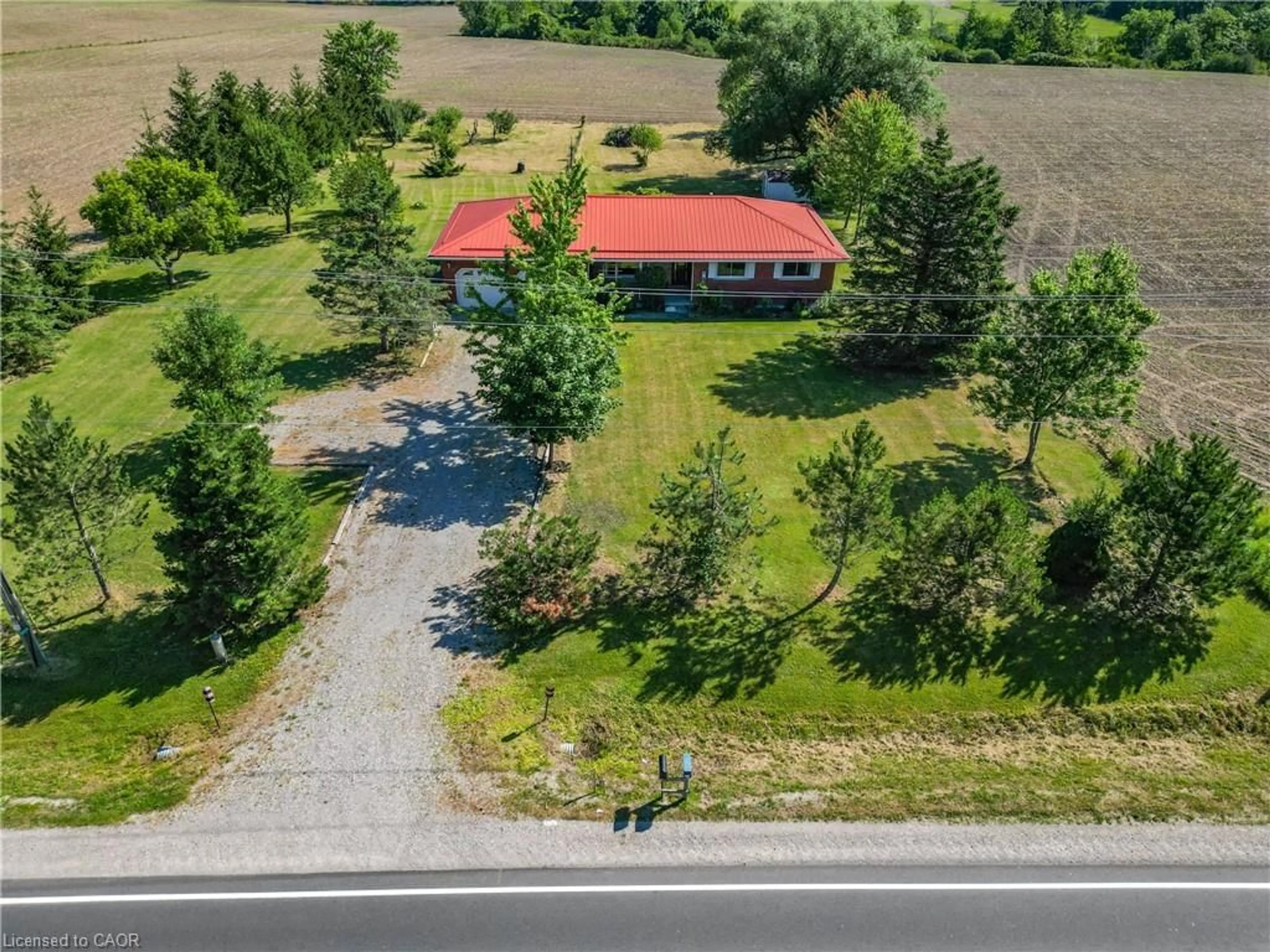 A pic from outside/outdoor area/front of a property/back of a property/a pic from drone, unknown for 7205 Highway 3, Dunnville Ontario N1A 2W1