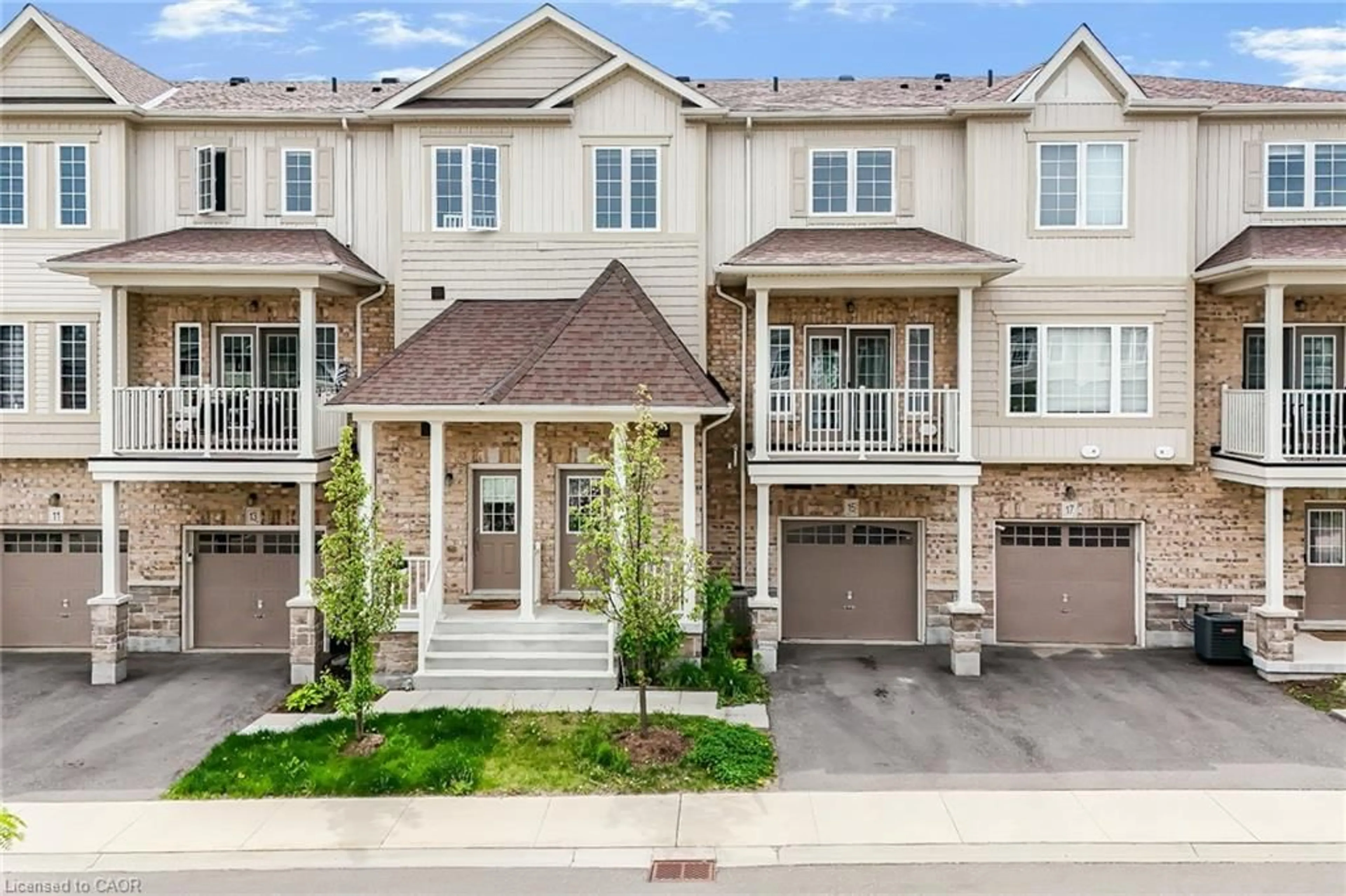 Unknown for 15 Dewberry Dr, Kitchener Ontario N2B 0A9