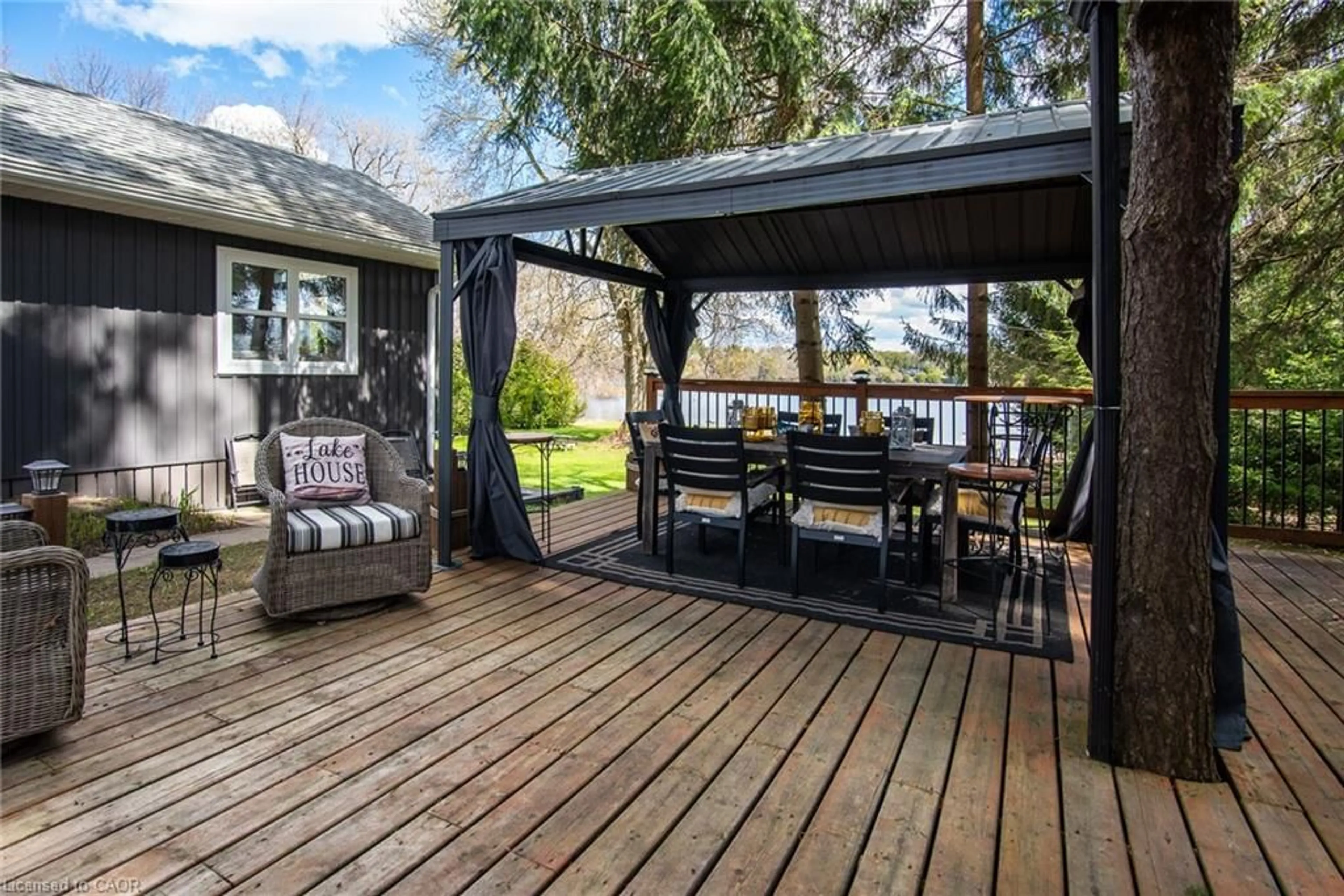 Patio, water/lake/river/ocean view for 516 Fifth St St, Belwood Ontario N0B 1J0