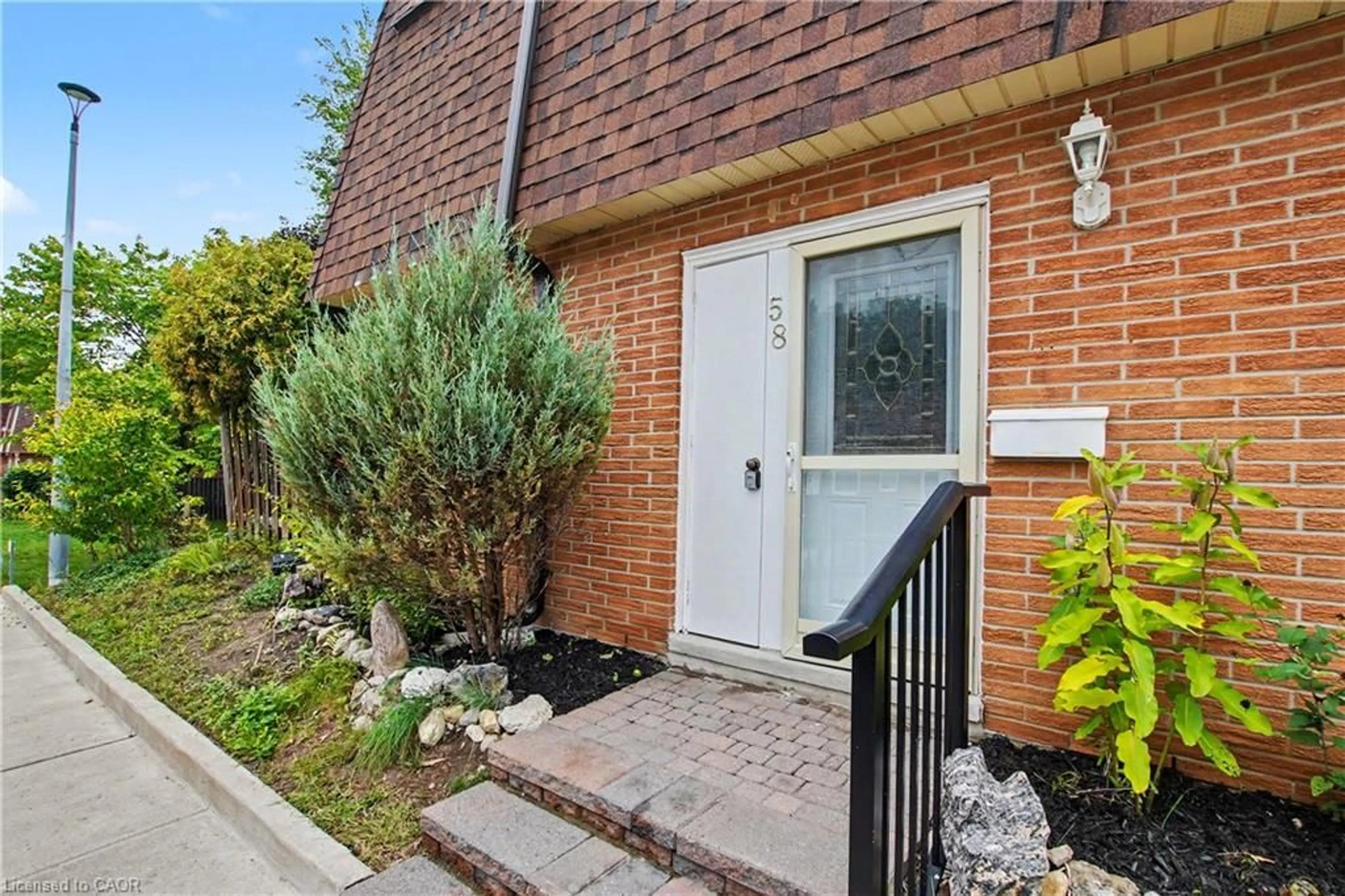 Home with brick exterior material, street for 120 Country Club Dr #58, Guelph Ontario N1E 3K7