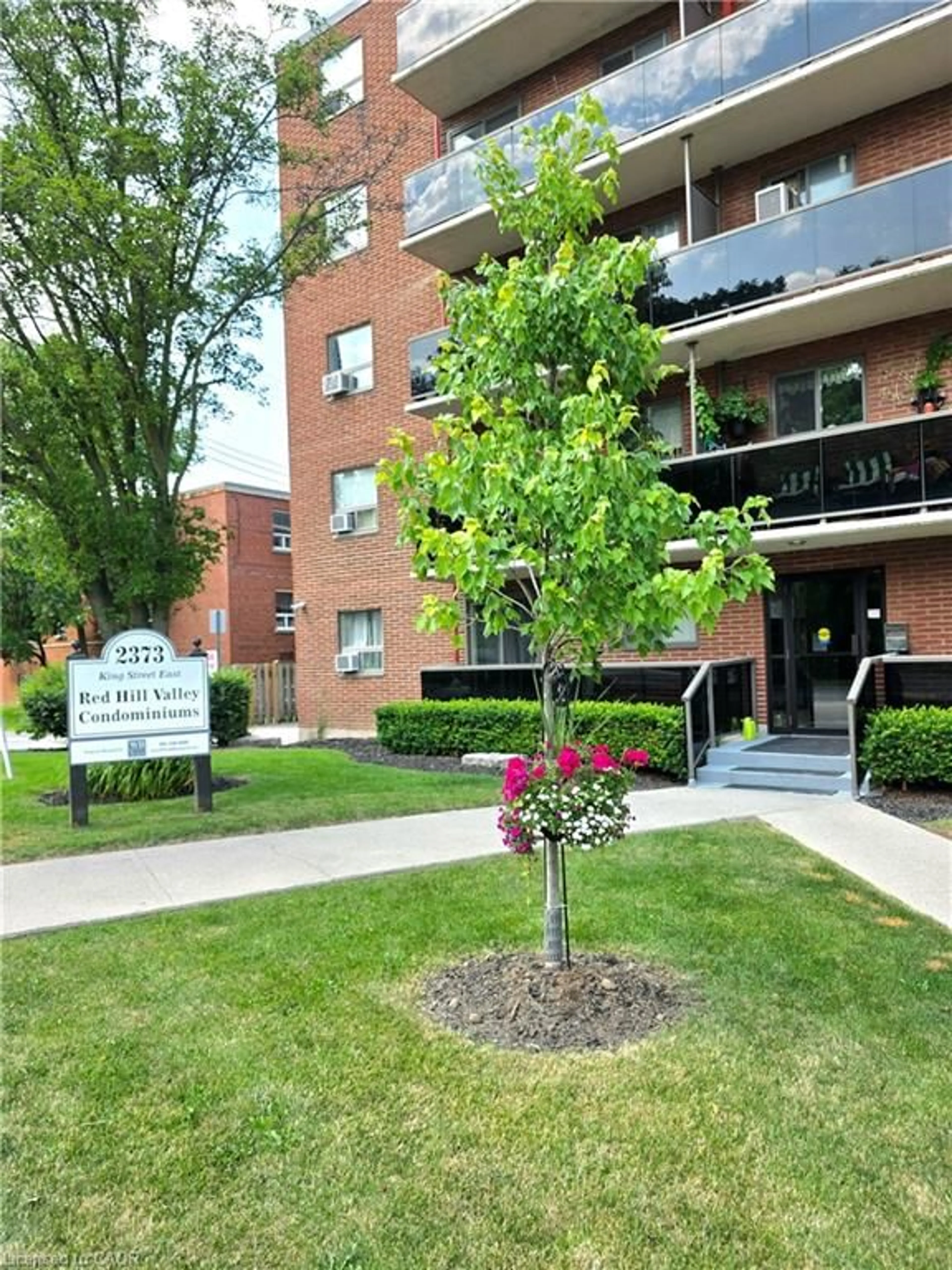 Unknown for 2373 King St #37, Hamilton Ontario L8K 1X9