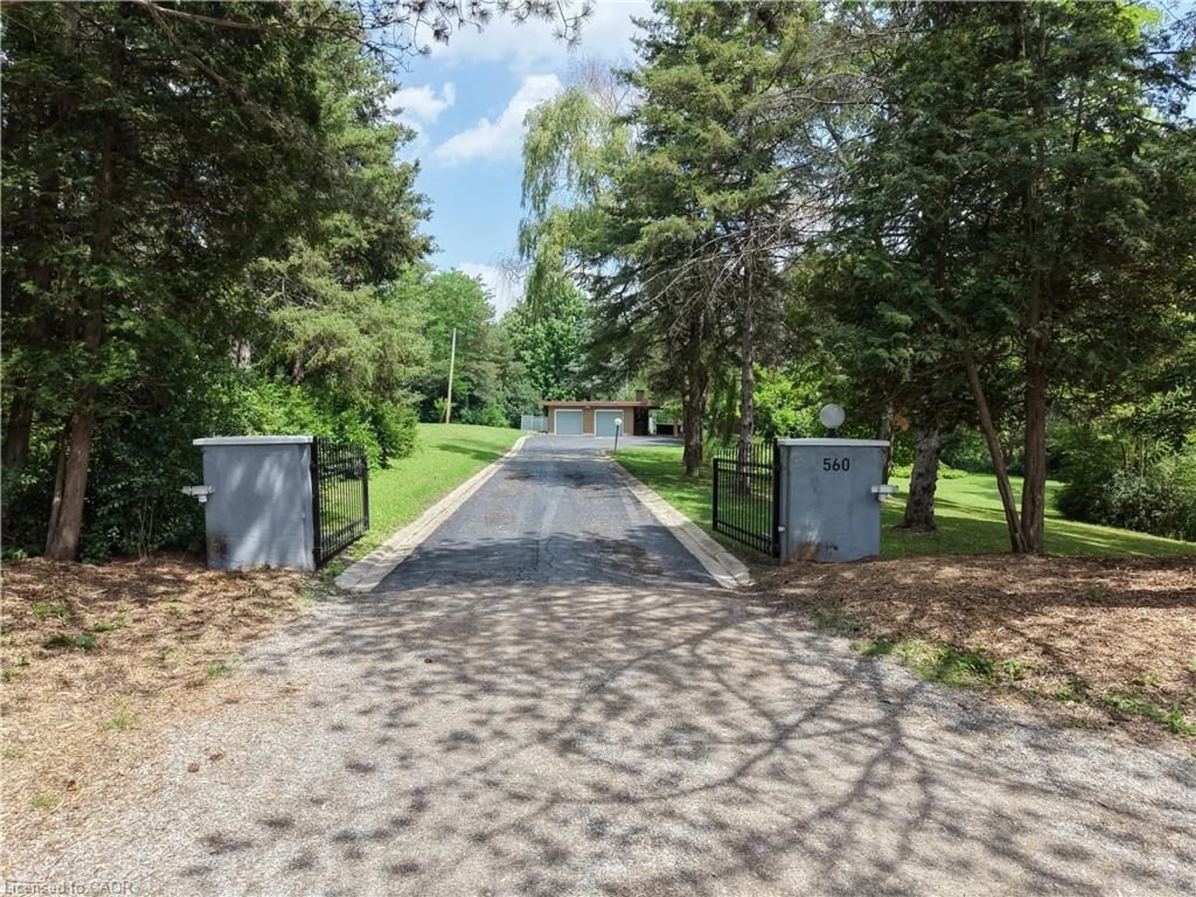 Unknown for 560 Crane Crt, Burlington Ontario L7P 4Y8