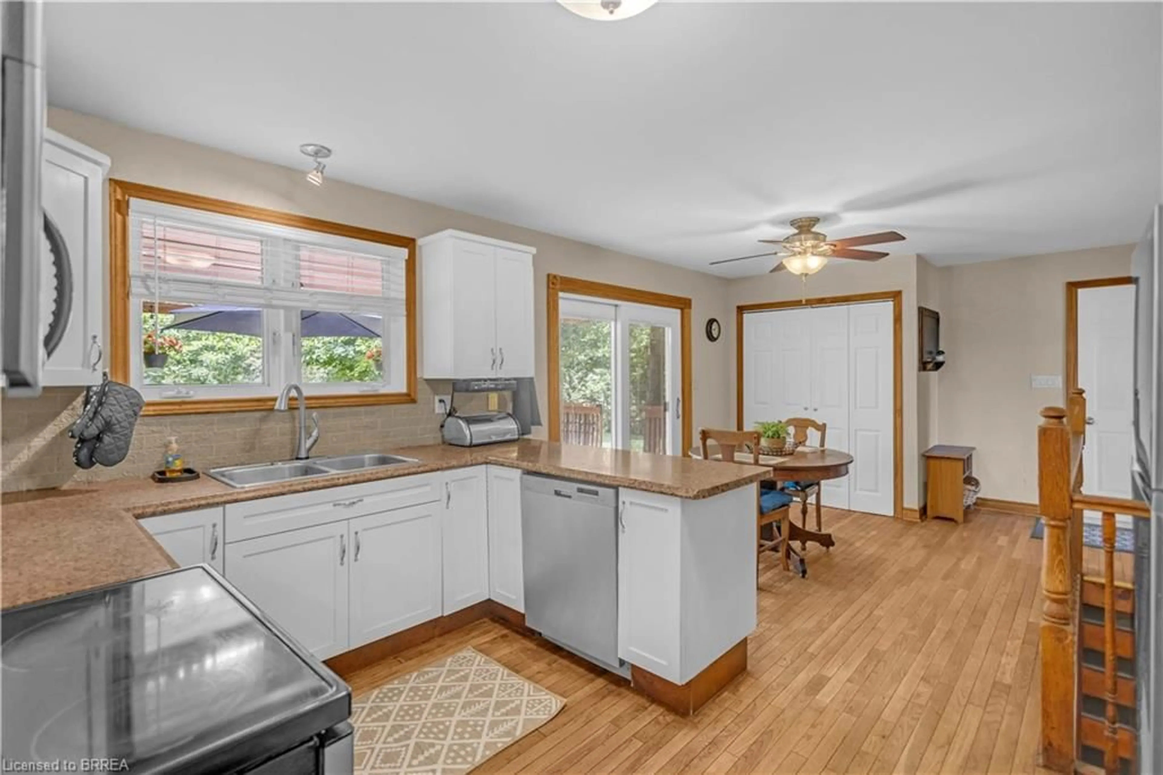 Open concept kitchen, unknown for 1 Scot Crt, Scotland Ontario N0E 1R0