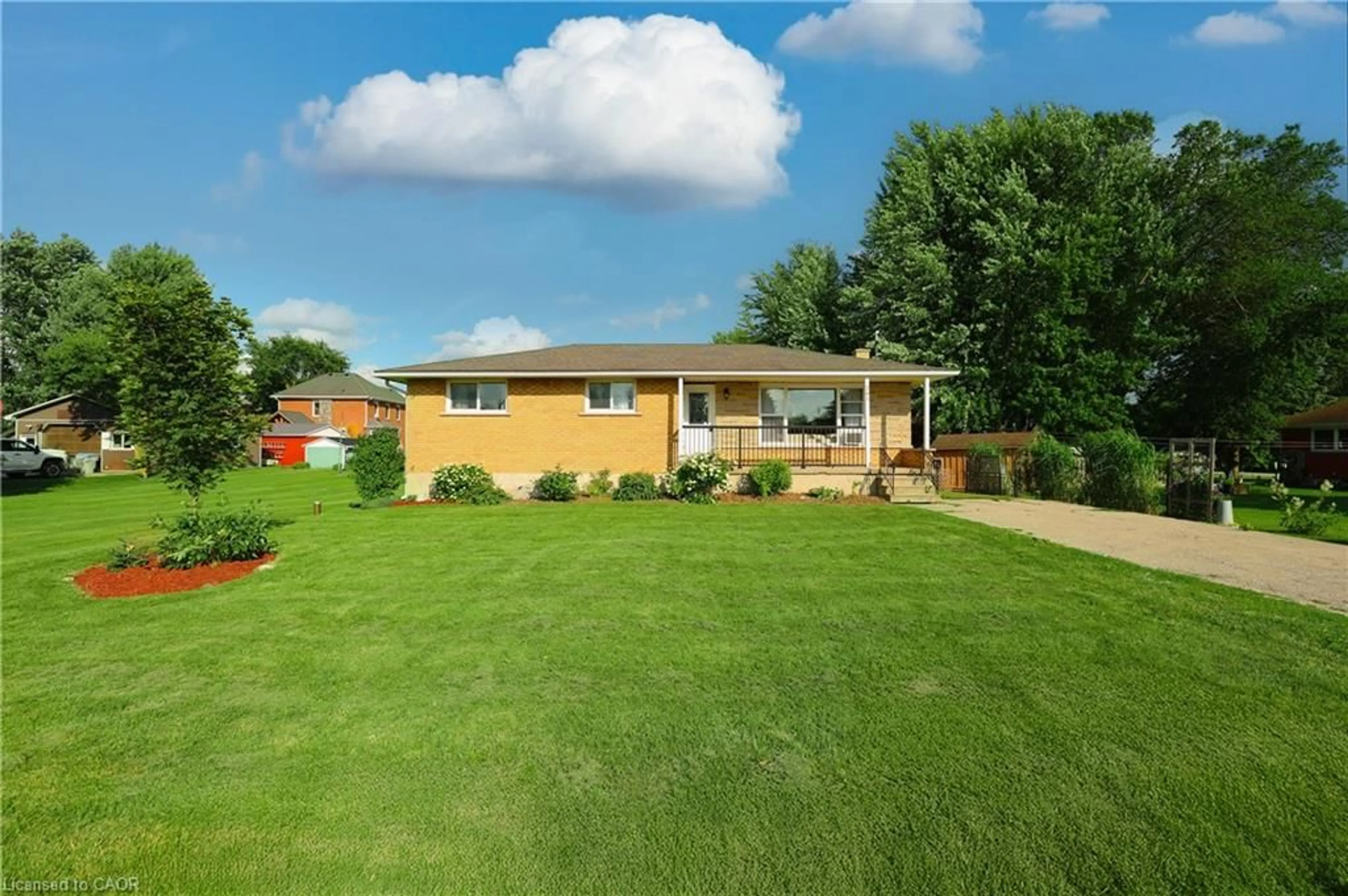 Unknown for 261 King St, Atwood Ontario N0G 1B0