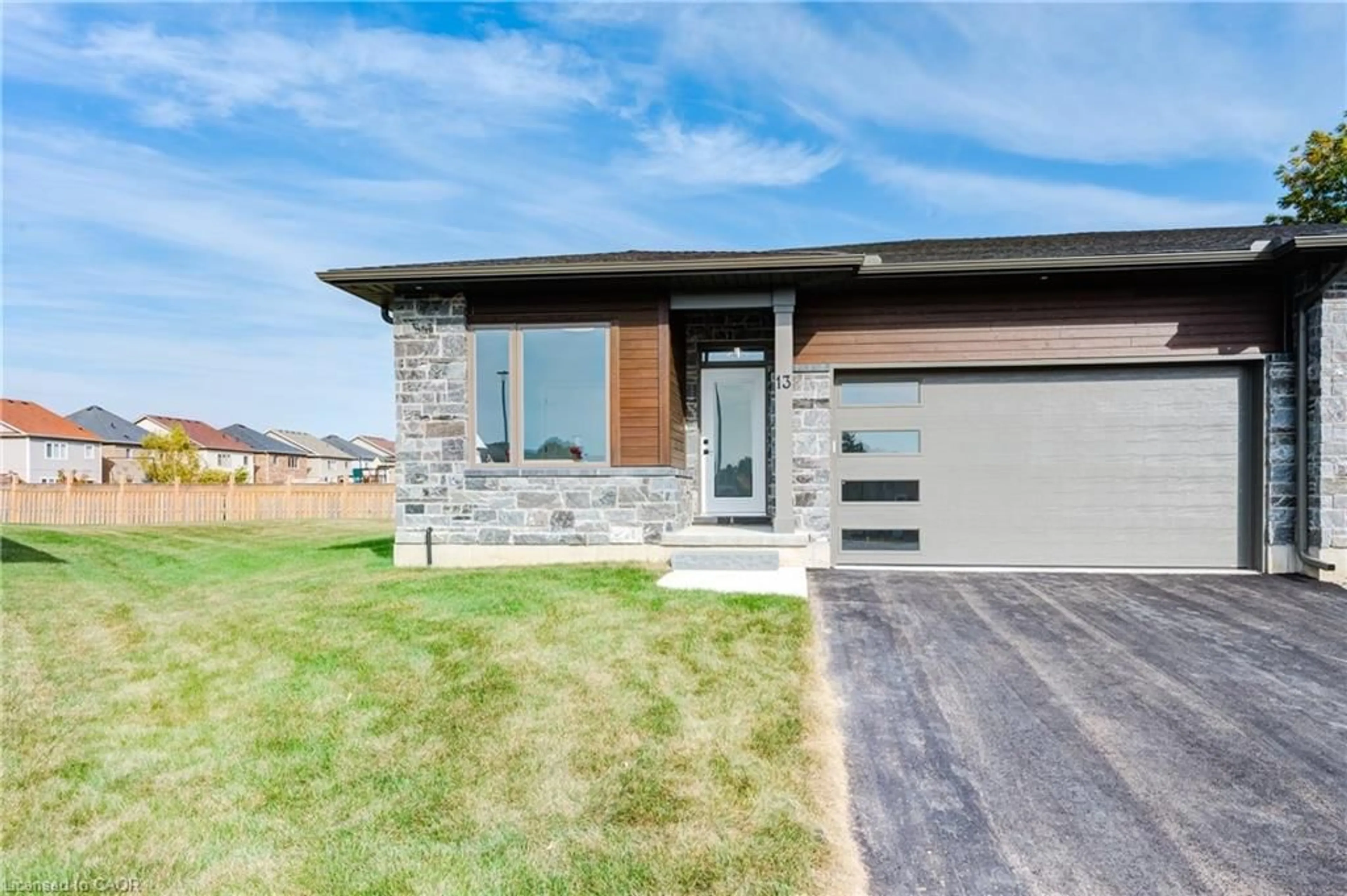 Home with brick exterior material, street for 269 Pittock Park Rd #22, Woodstock Ontario N4T 0R2