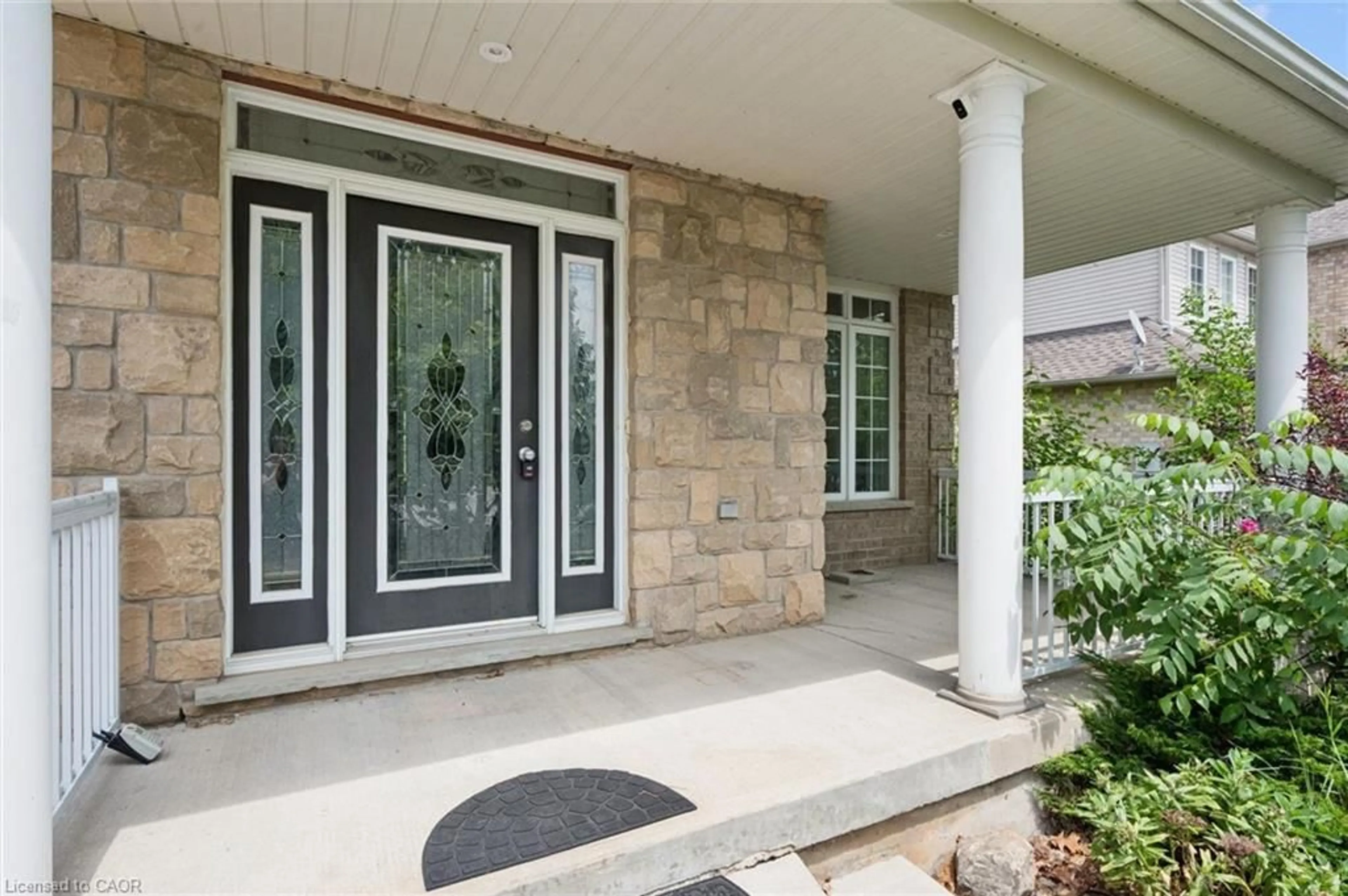 Indoor entryway for 164 Maclennan St, Rockwood Ontario N0B 2K0