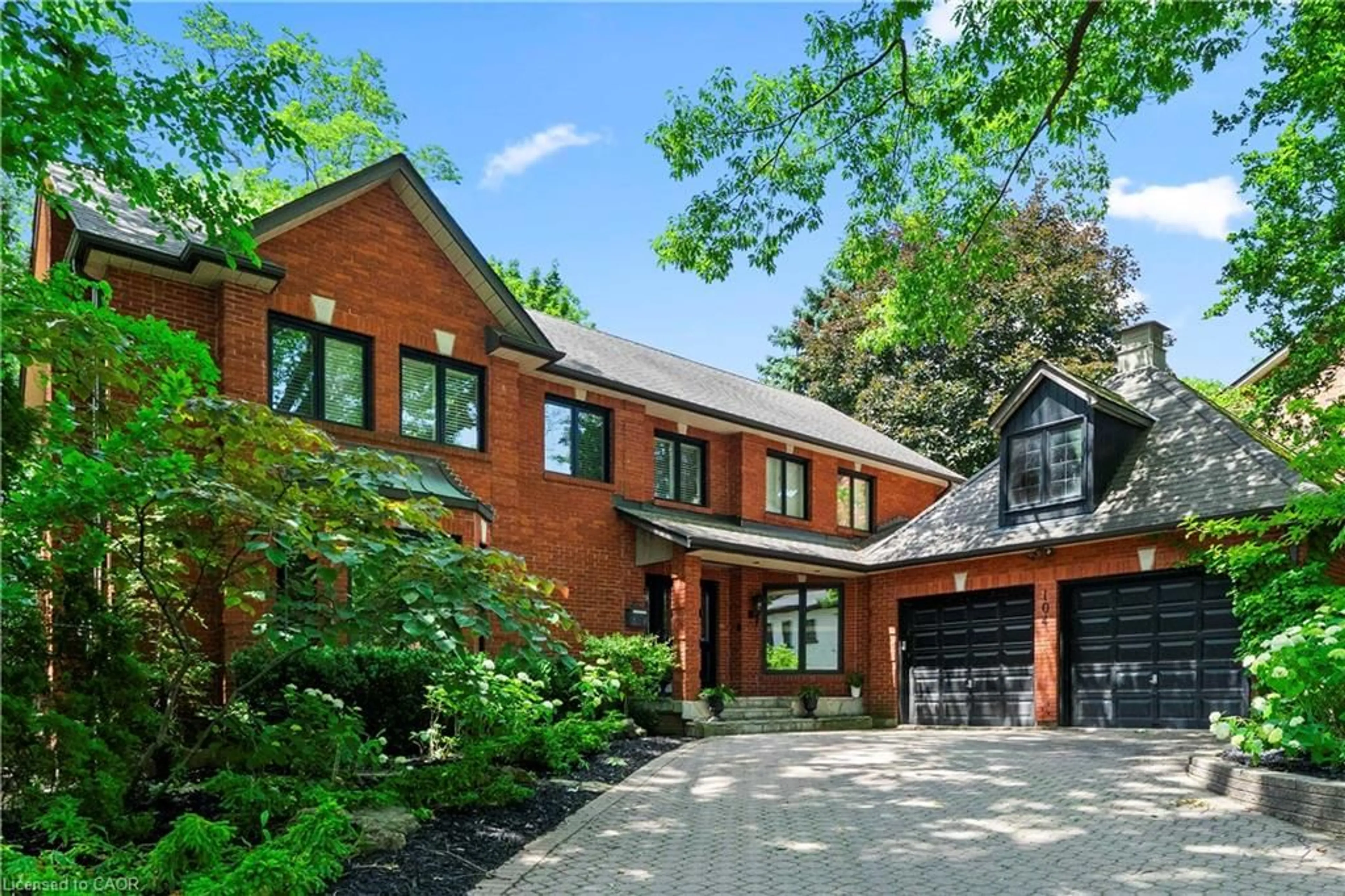 Home with brick exterior material, street for 104 Whittington Pl, Oakville Ontario L6K 3V9