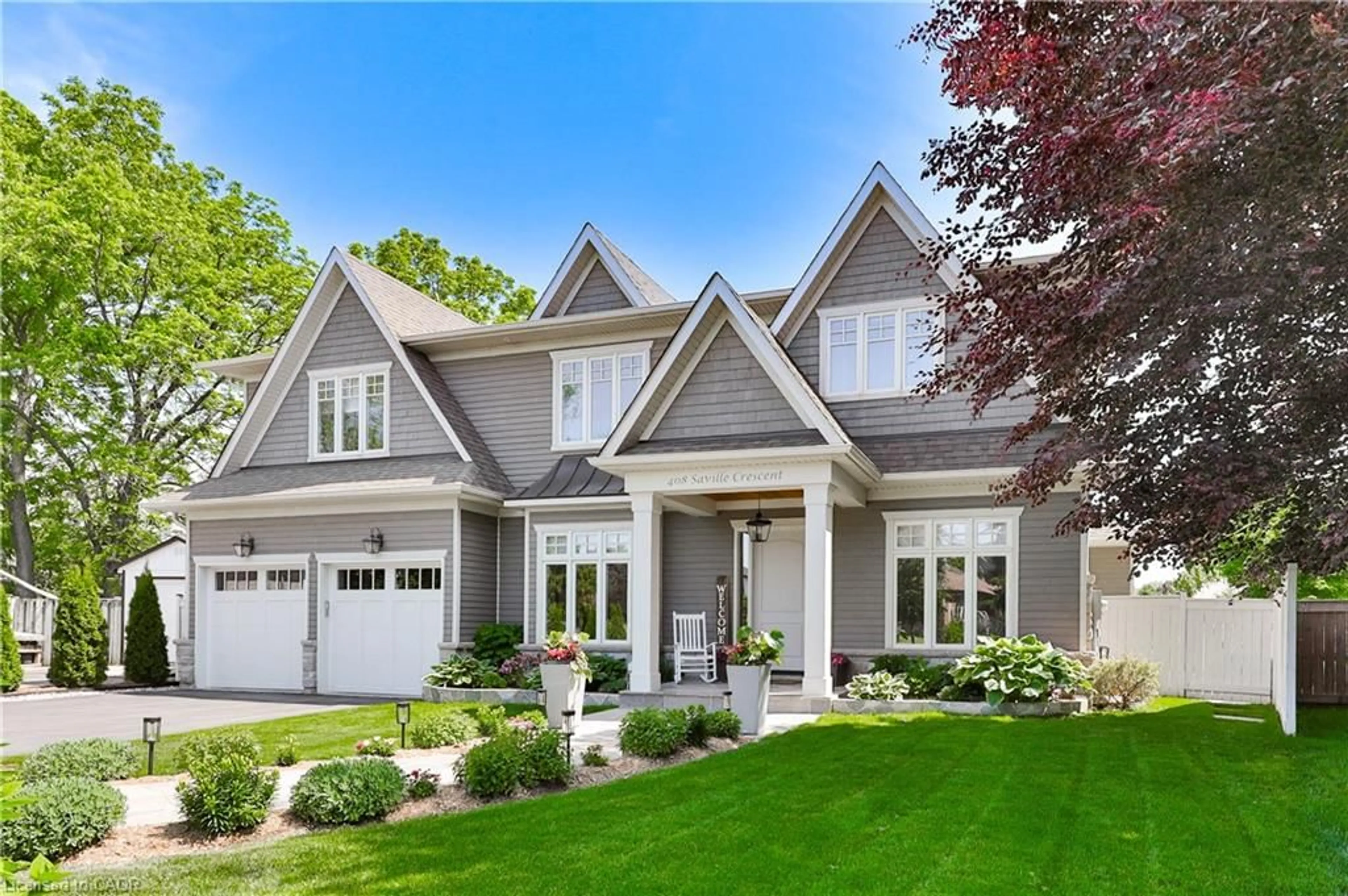 Home with vinyl exterior material, street for 408 Saville Cres, Oakville Ontario L6L 3T8
