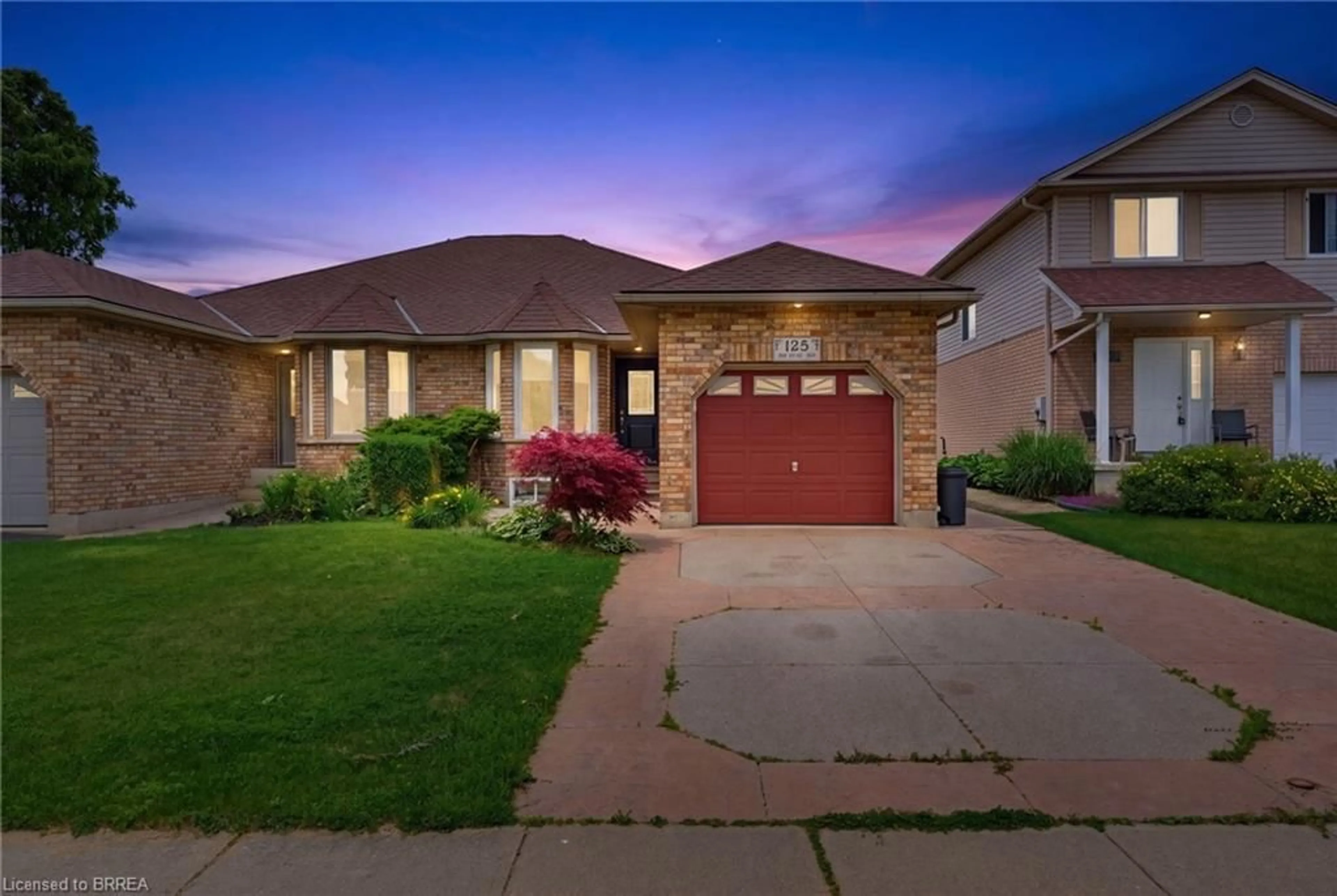 Home with brick exterior material, street for 125 Whitlaw Way, Paris Ontario N3L 4C9