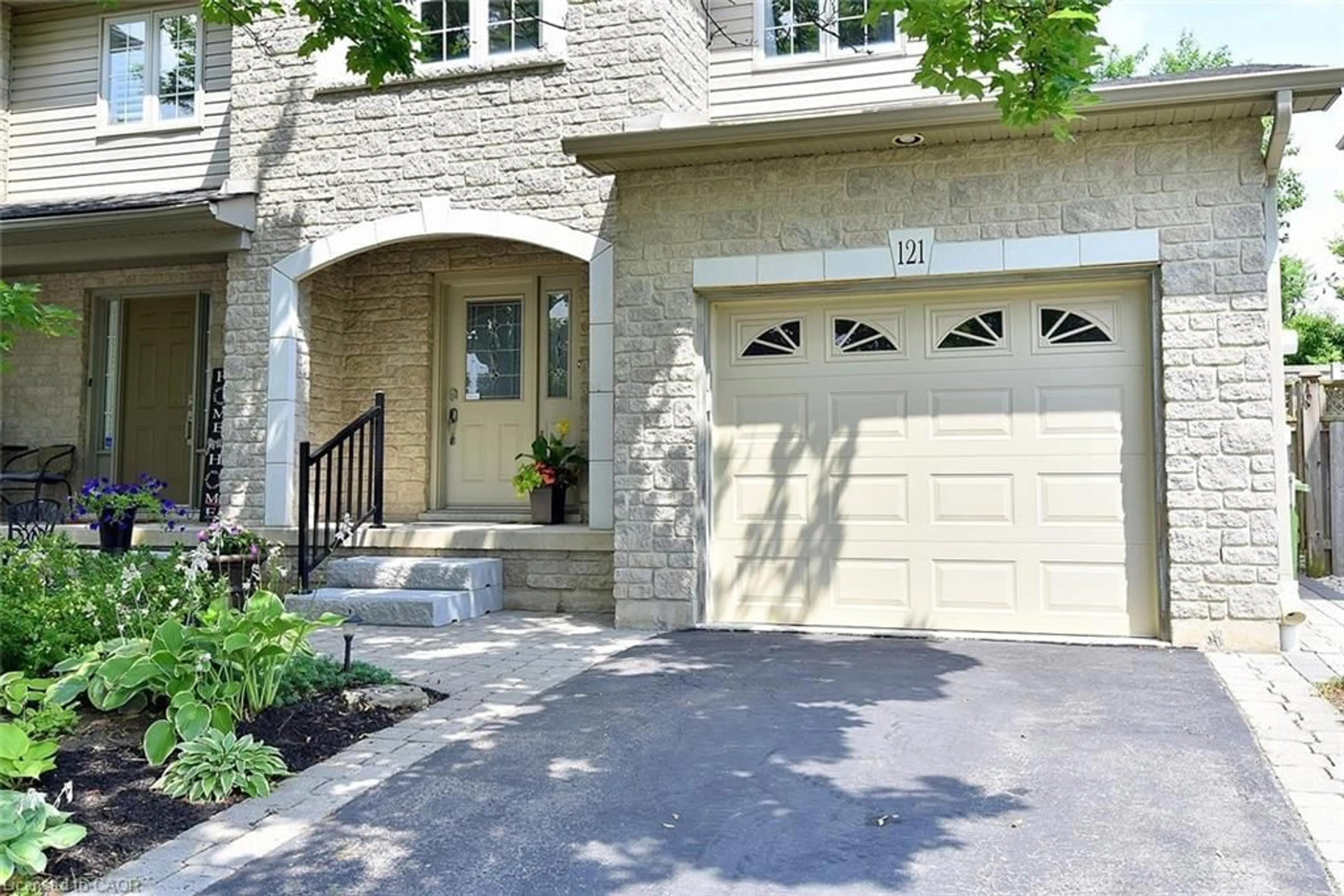 Unknown for 121 Foxborough Dr, Ancaster Ontario L9G 4Z1