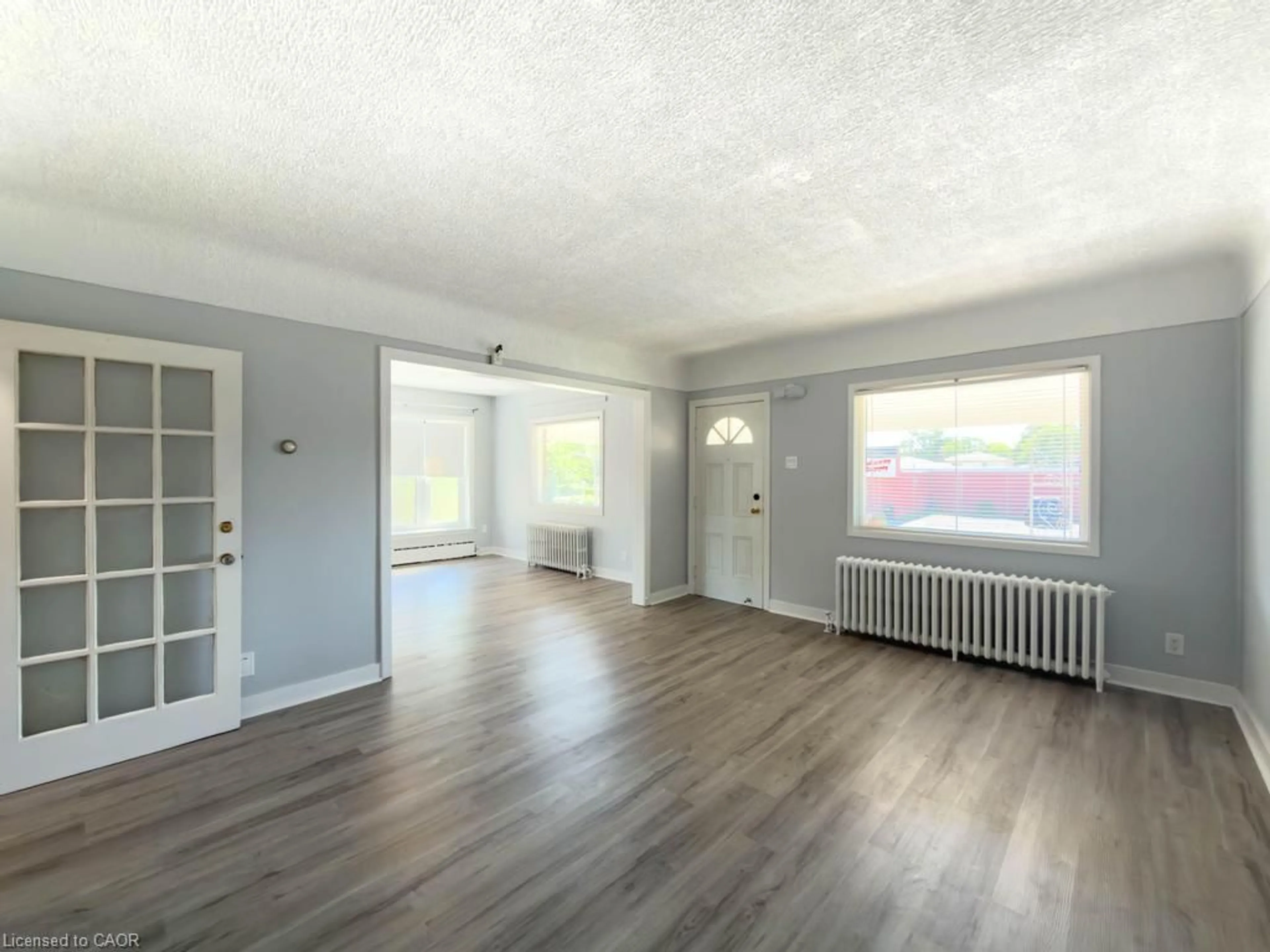 A pic of a room for 5576 Desson Ave, Niagara Falls Ontario L2G 3T1