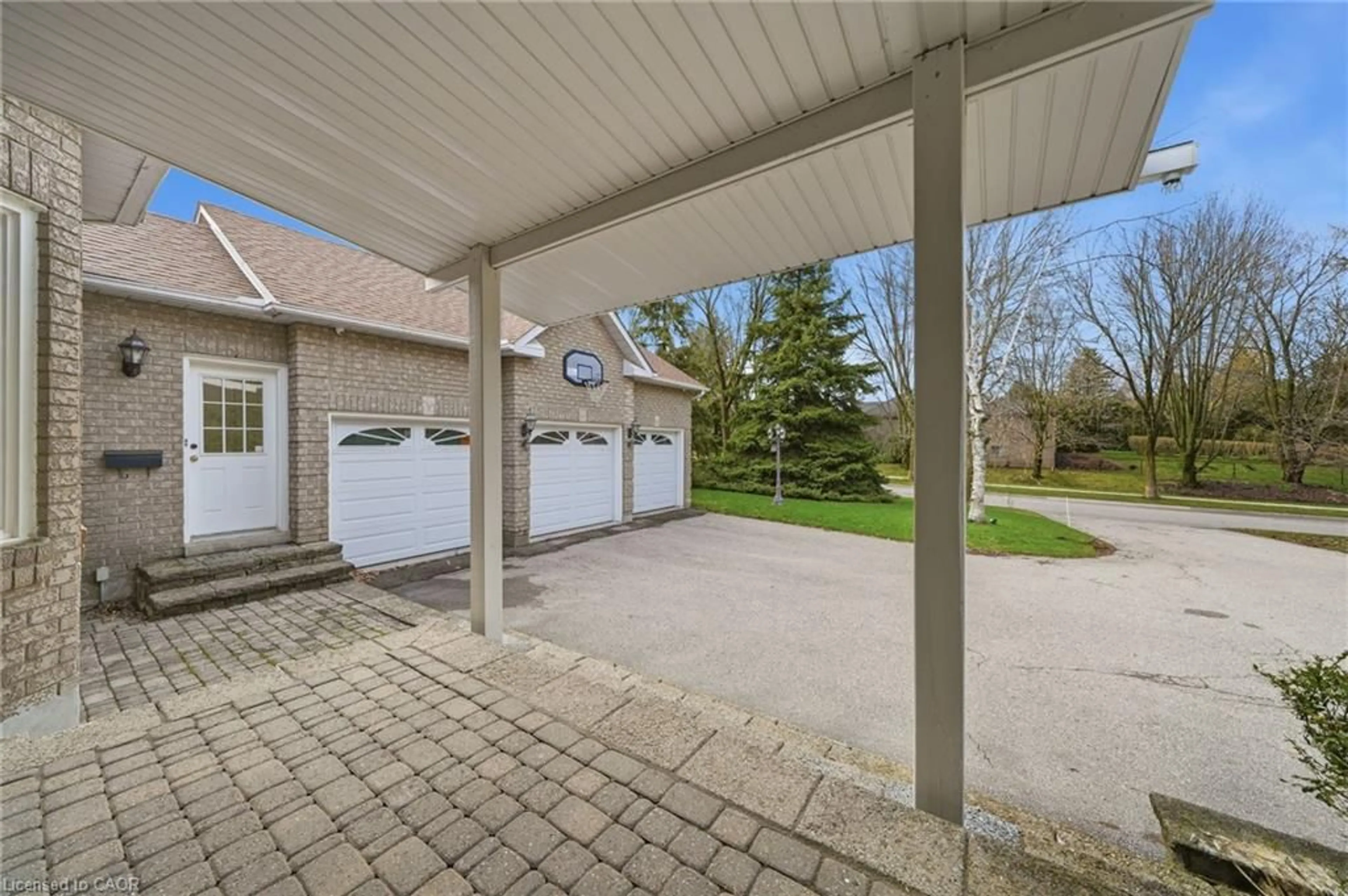 Unknown for 15 Treegrove Grove, Aurora Ontario L4G 6M1