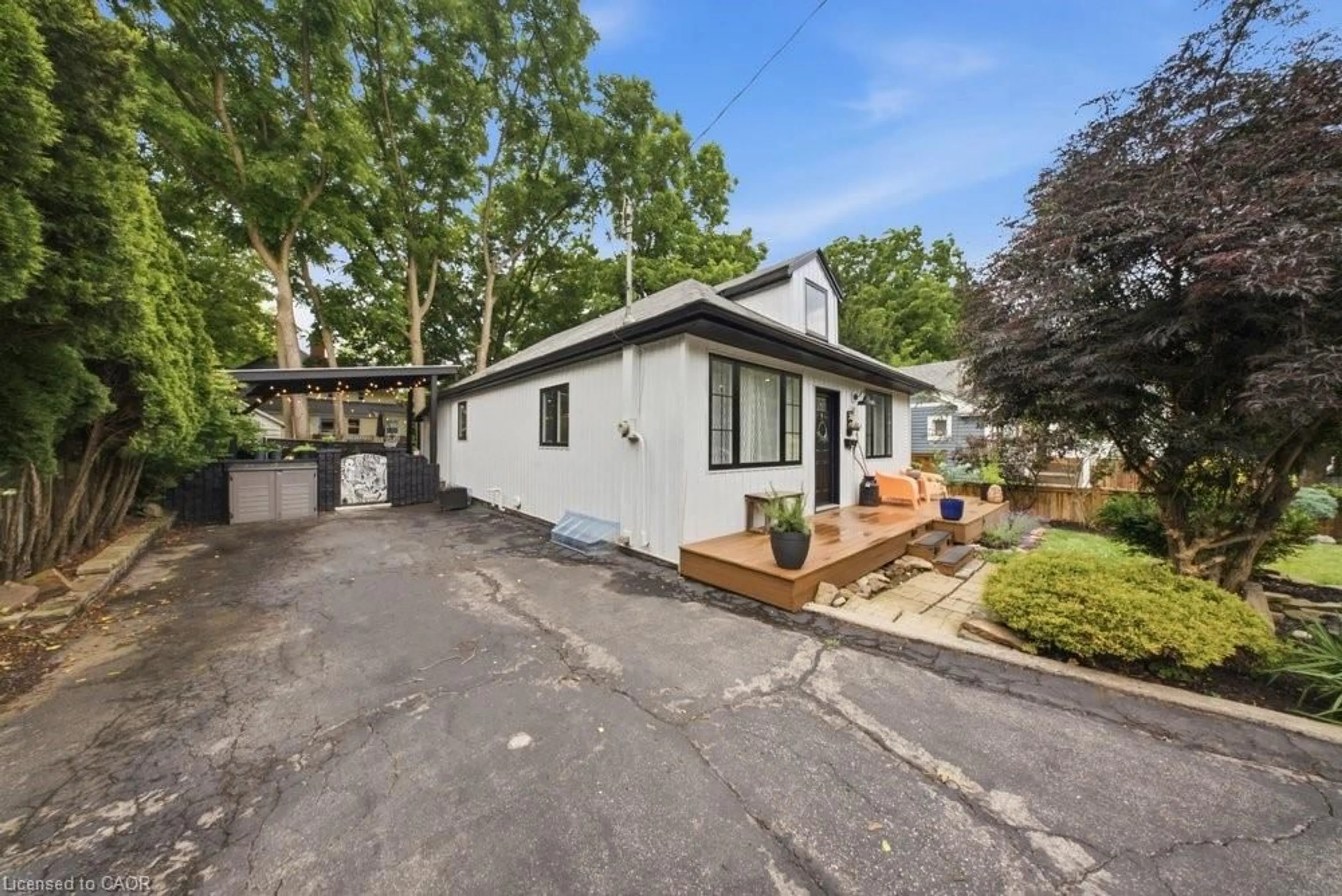Unknown for 36 Oak St, Grimsby Ontario L3M 3G7