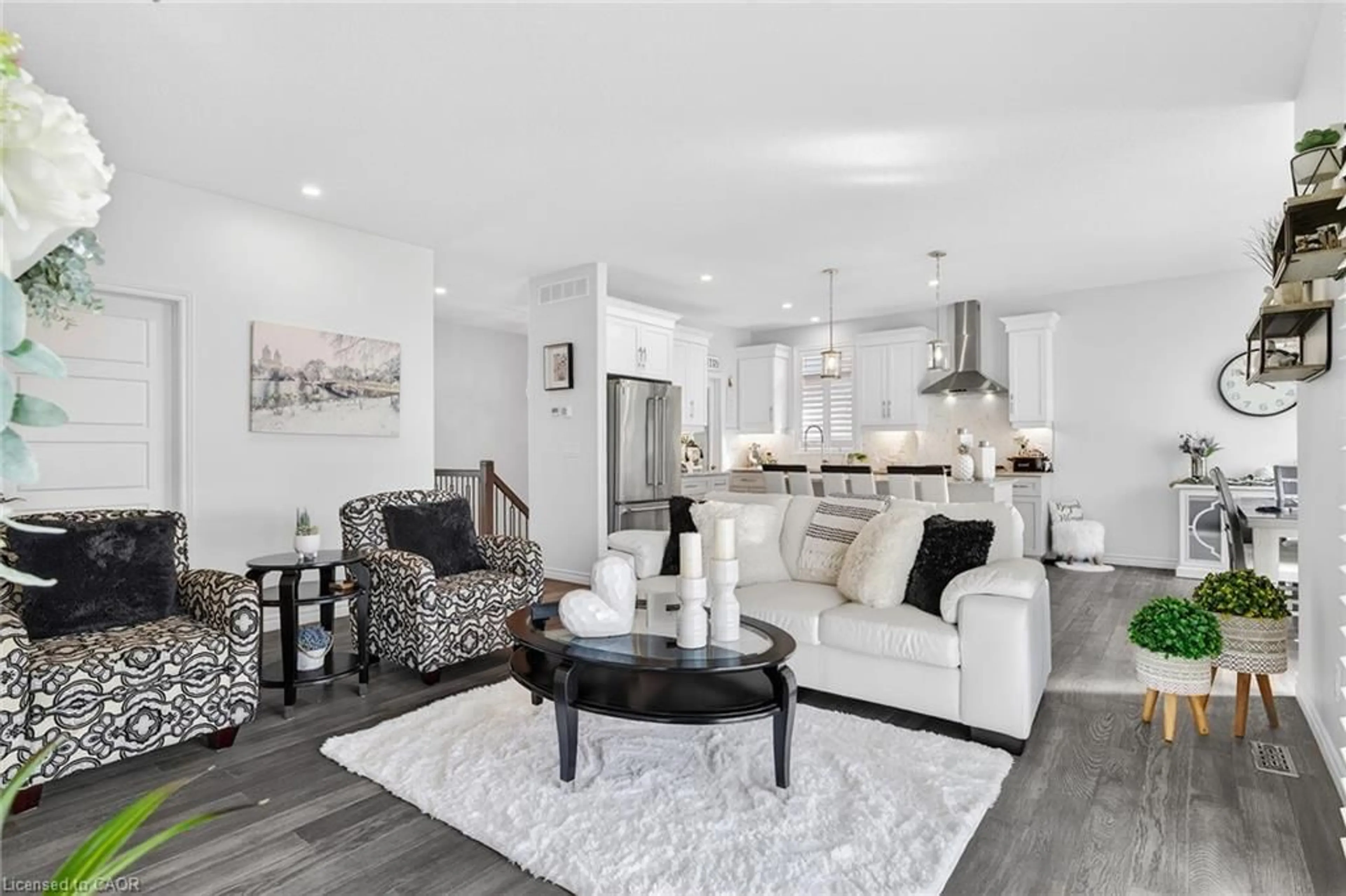 Living room with furniture, unknown for 35 Lock St, Innerkip Ontario N0J 1M0